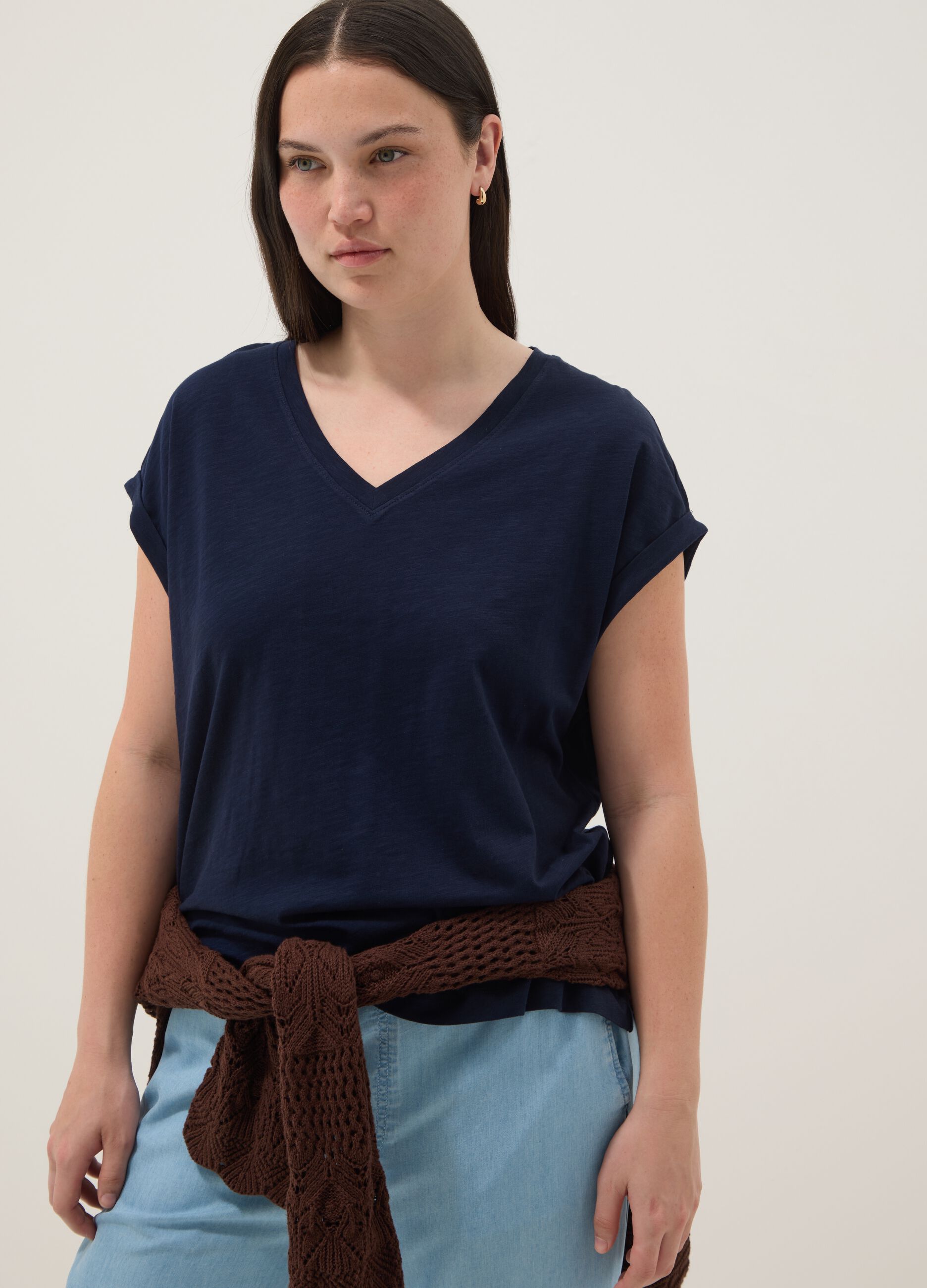 Short-sleeve pure cotton blue V-neck regular fit T-shirt