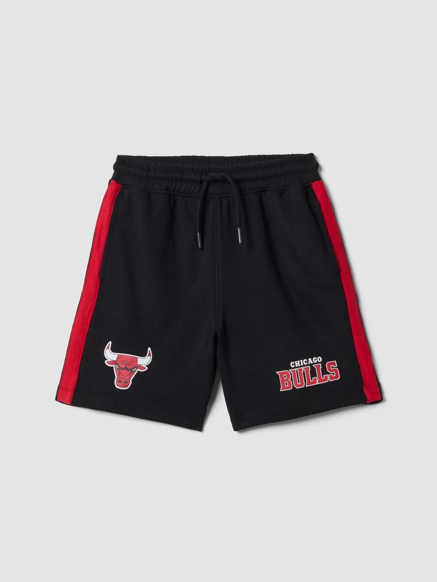 Boys&rsquo; black pure cotton Chicago Bulls print shorts_0