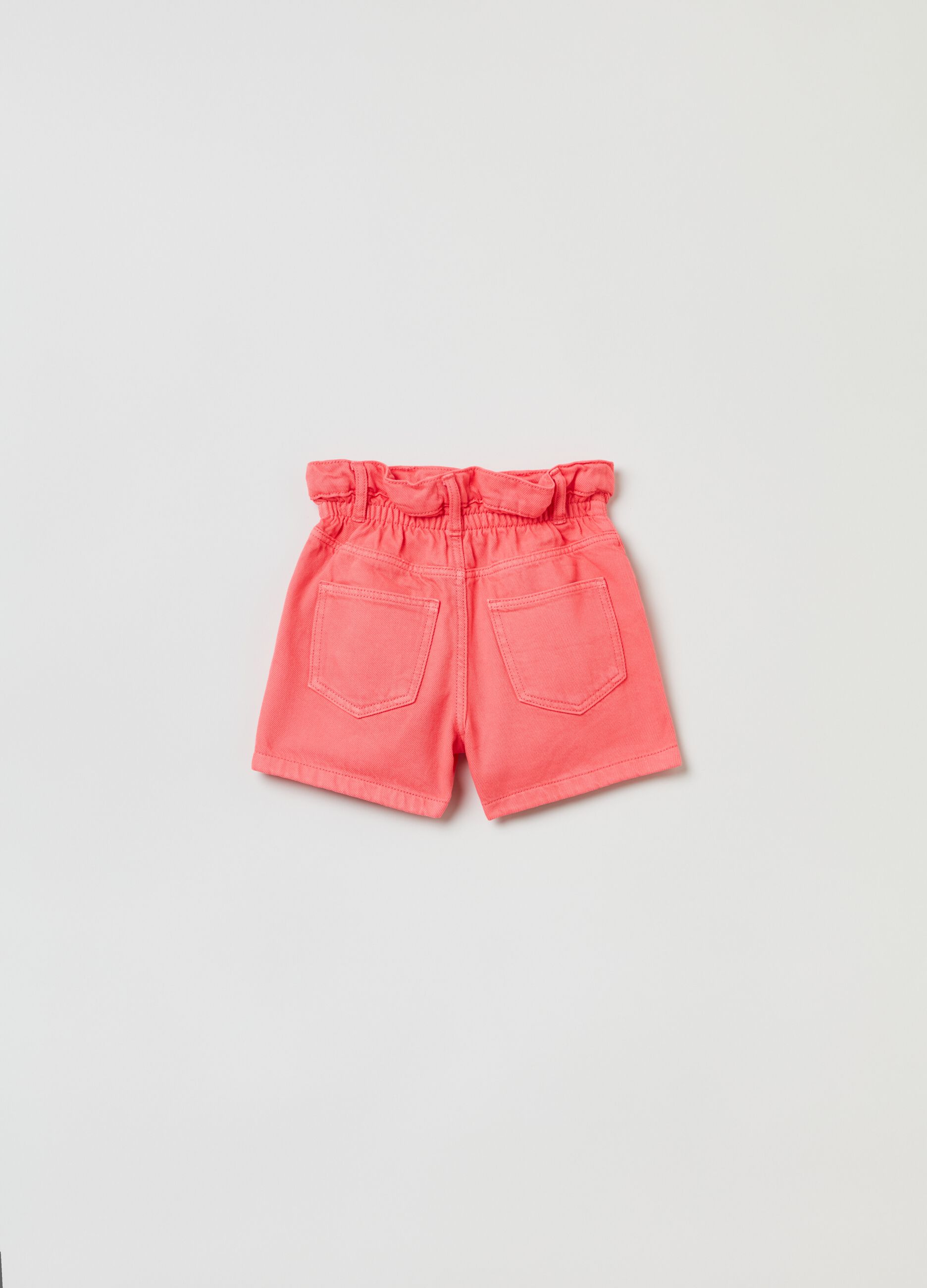 Paper bag shorts in cotton twill
