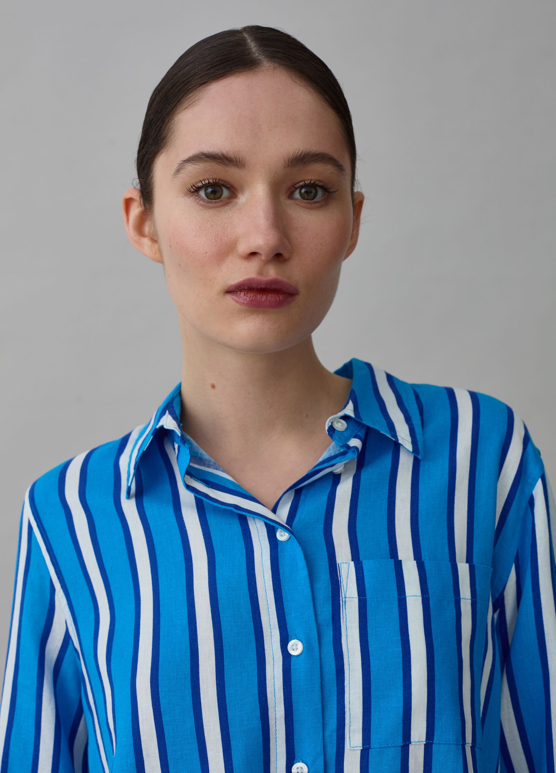 Camicia in lino e viscosa a righe