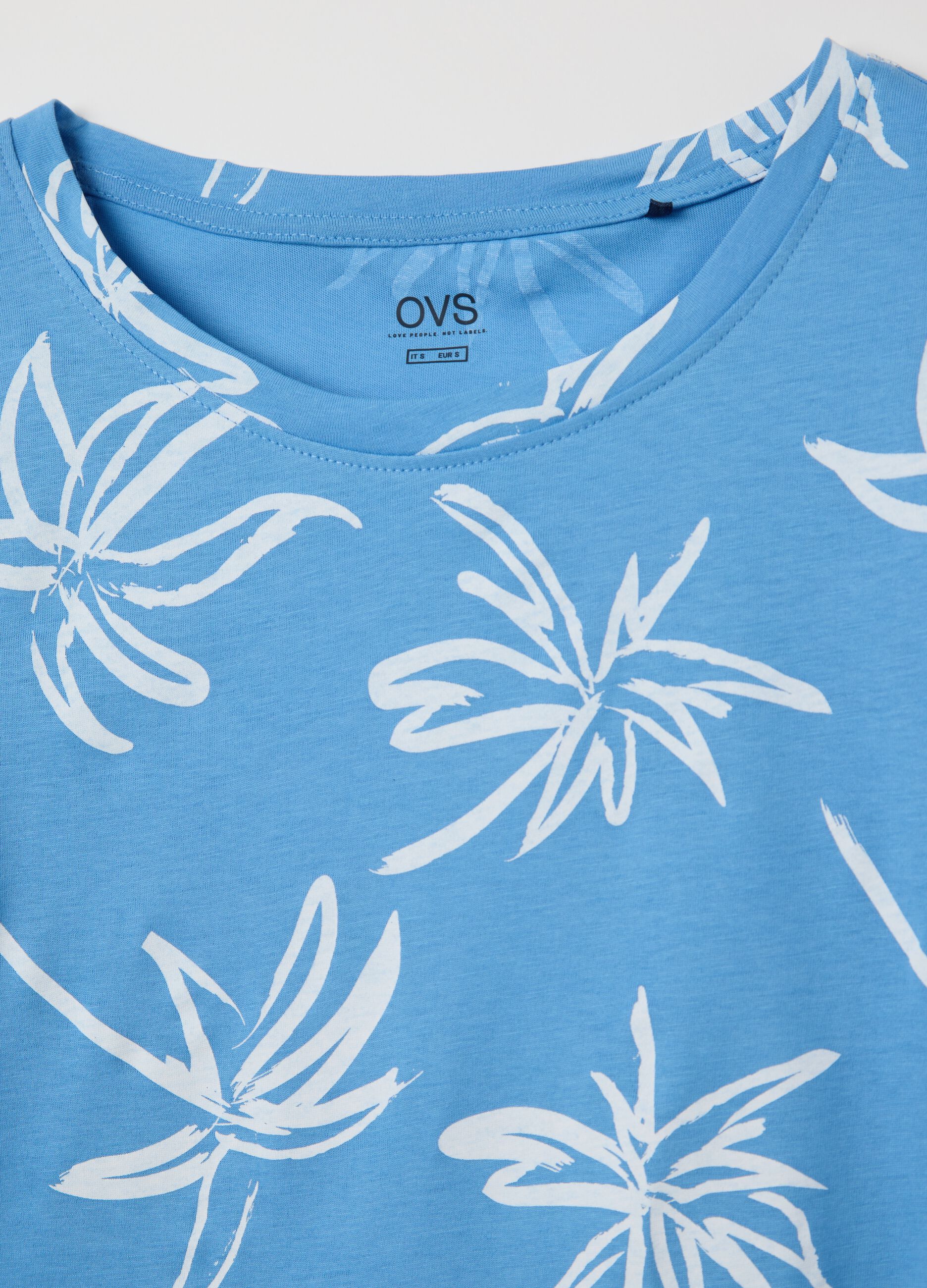 Light blue T-shirt with floral print