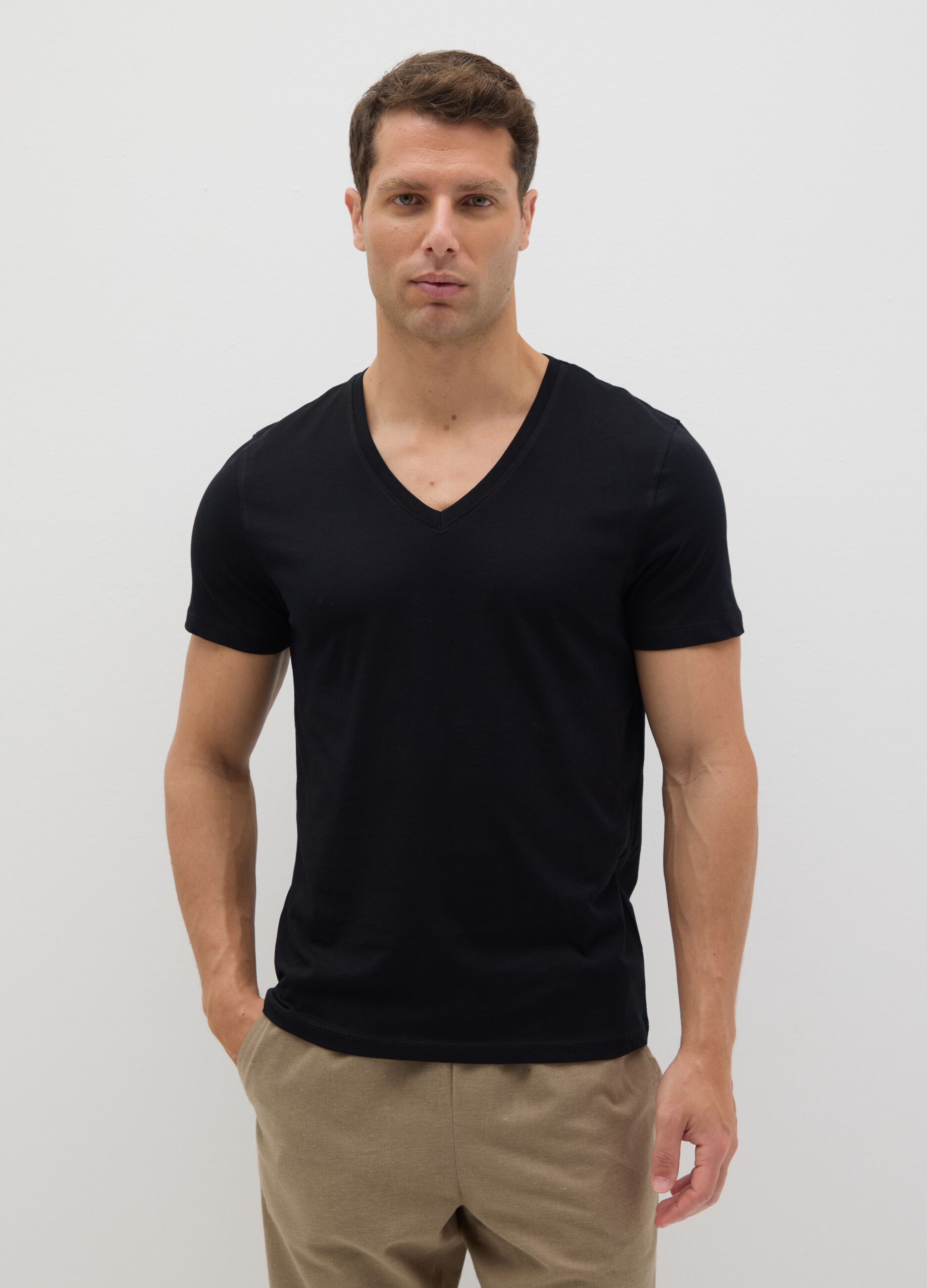 Men's T-shirt in pure black cotton regular fit