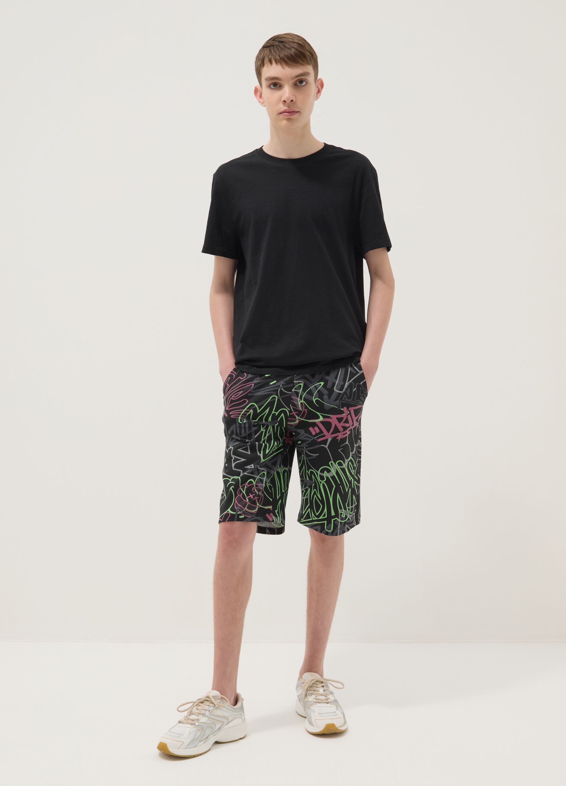Multicolour pure cotton shorts for boys, regular fit