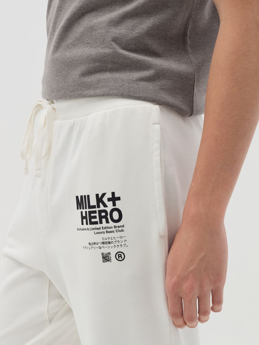 Fleece joggers with print_3
