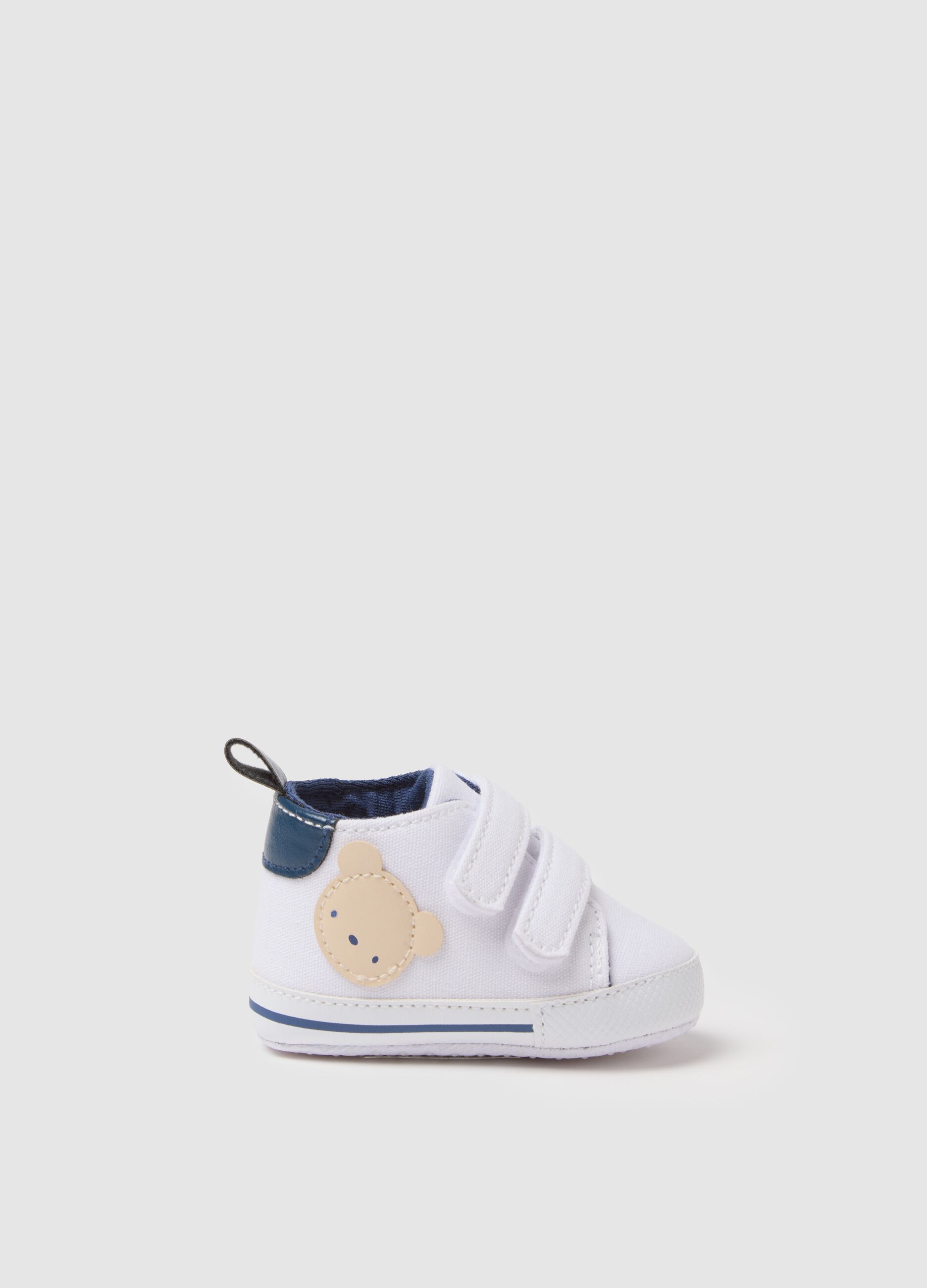 Scarpine bianche da neonato in tela