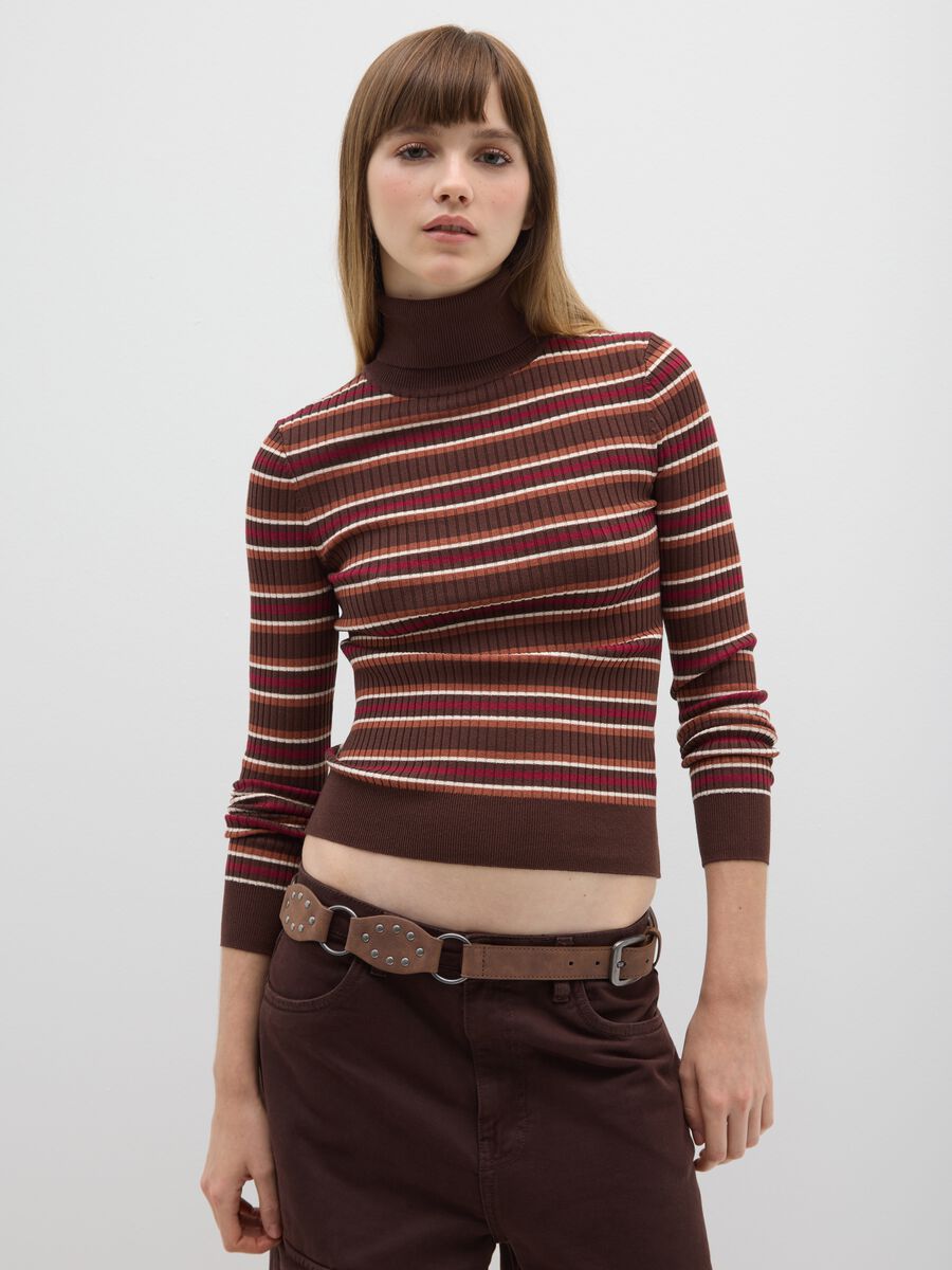 Maglia a righe marrone con collo alto in misto viscosa_0