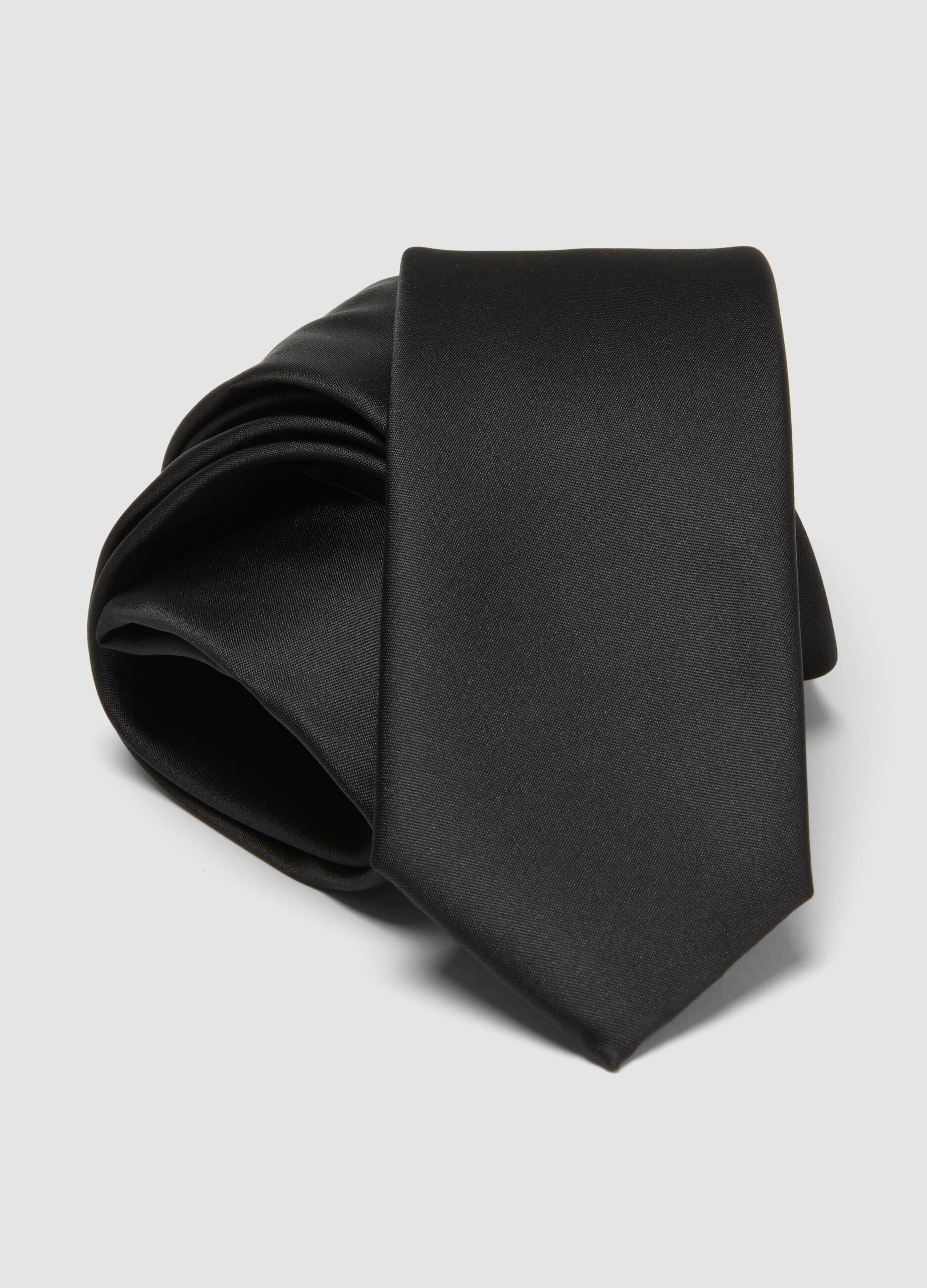 Classic black tie with 6 cm blade