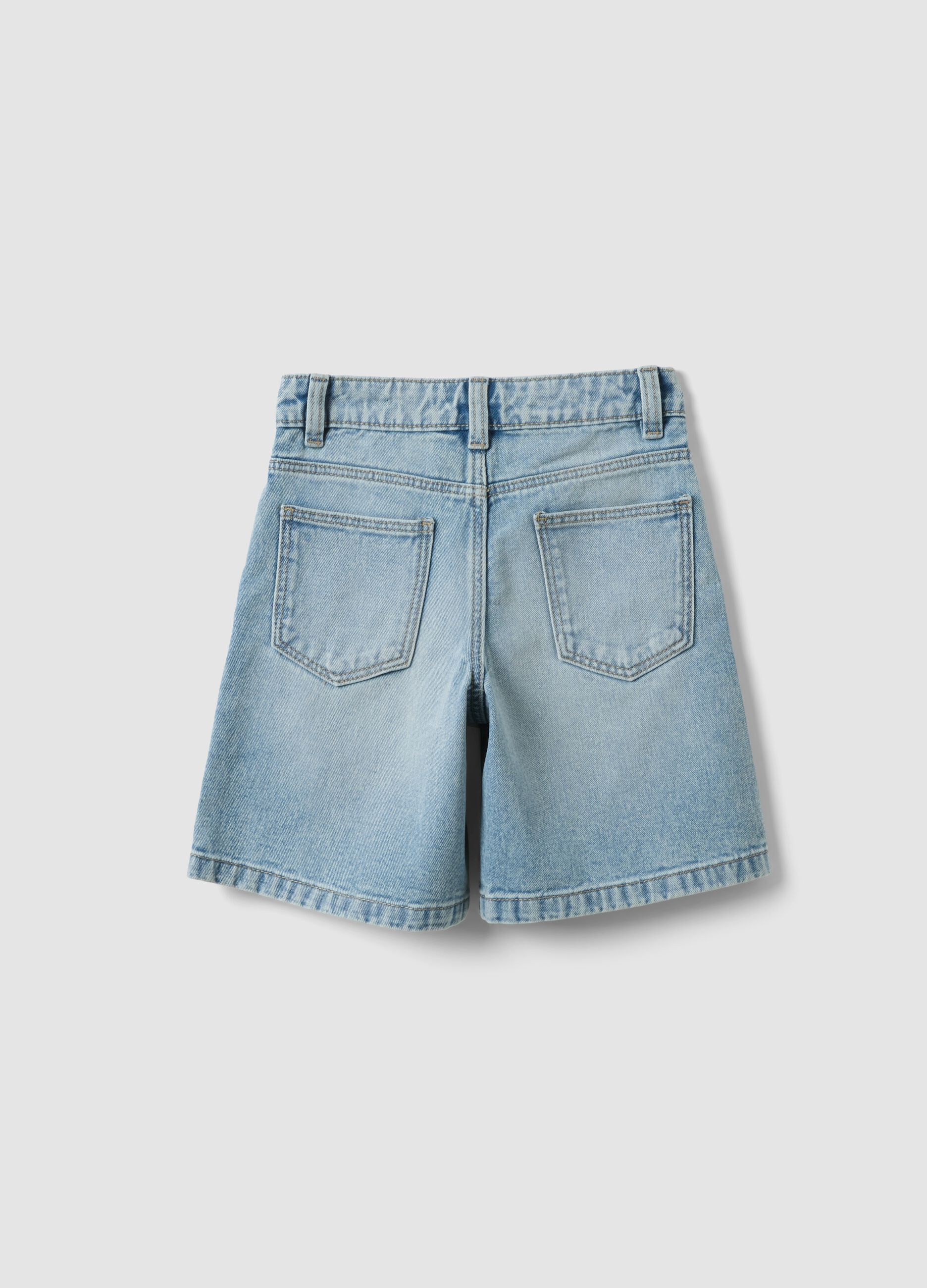 Wide-leg denim shorts