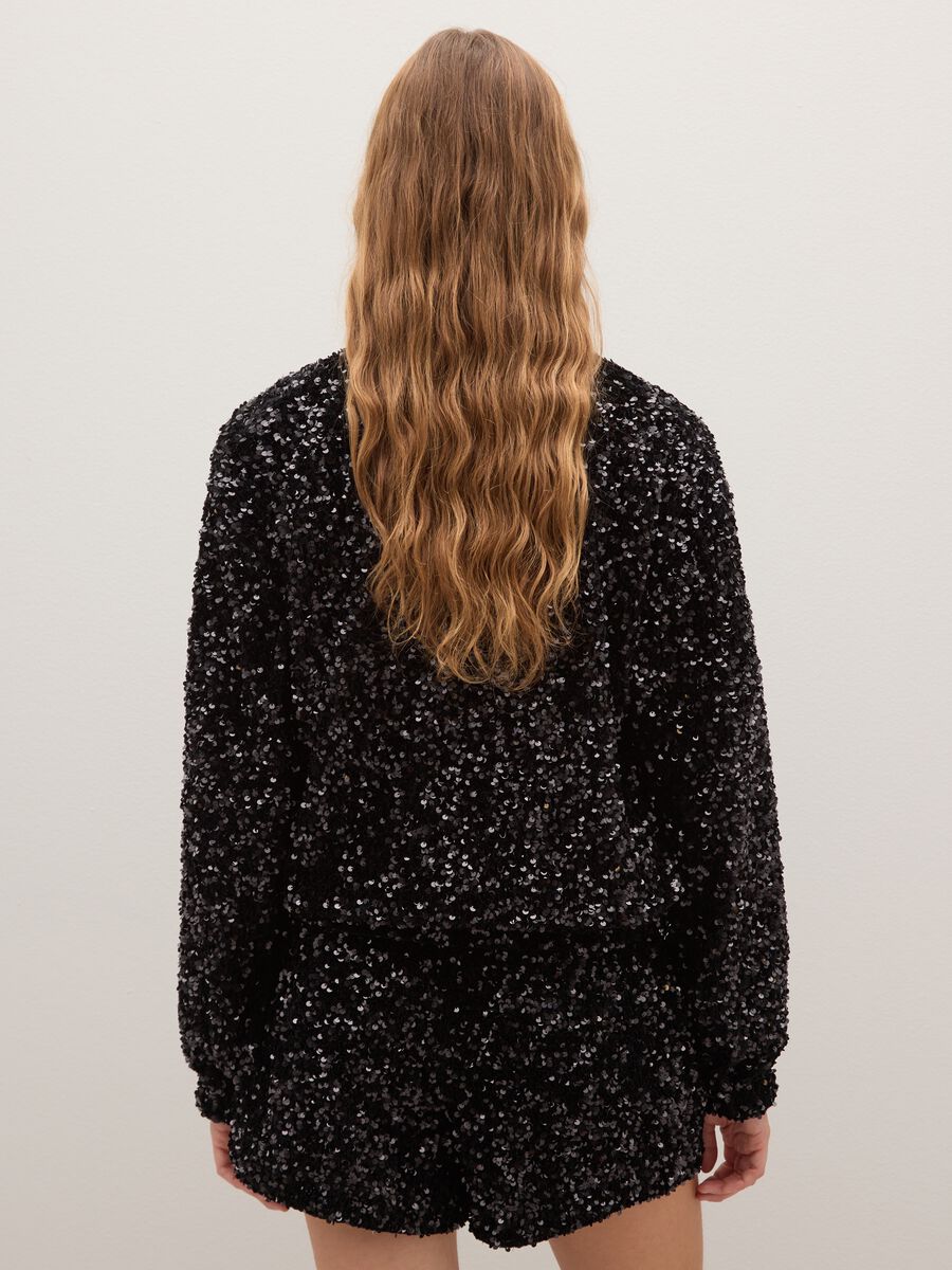 Black regular fit cardigan with zip and sequins_3