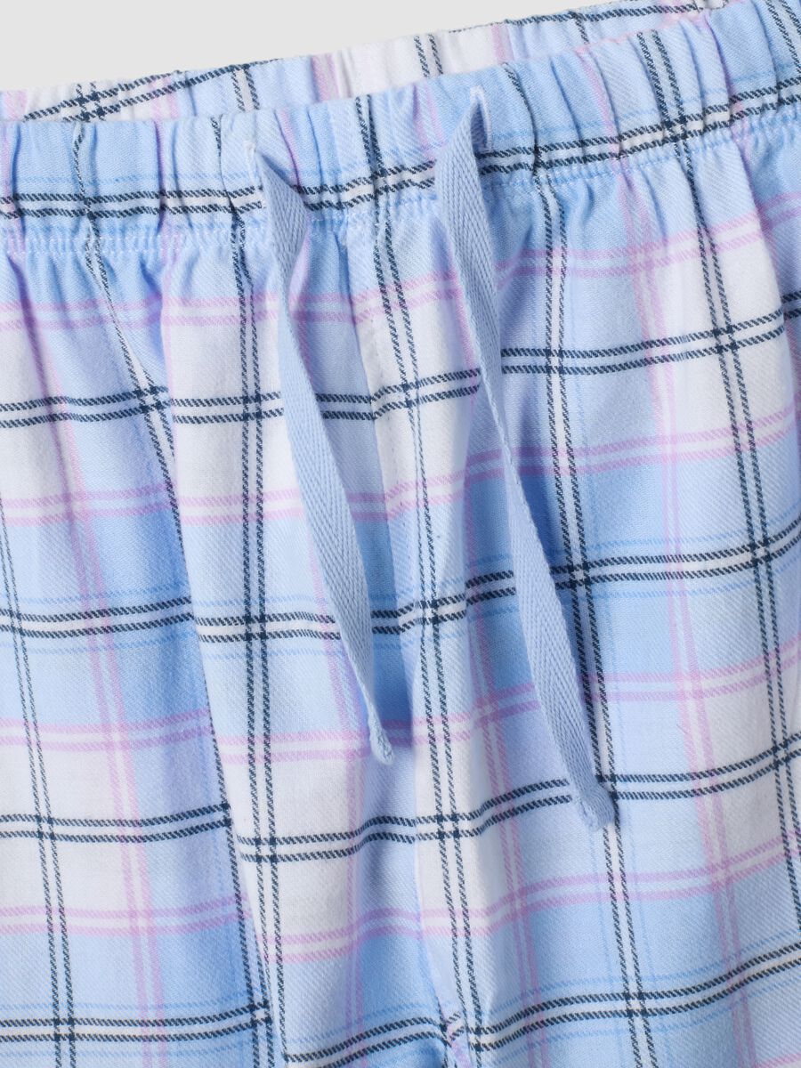 White crew-neck pyjamas in pure organic cotton with checked pattern_2
