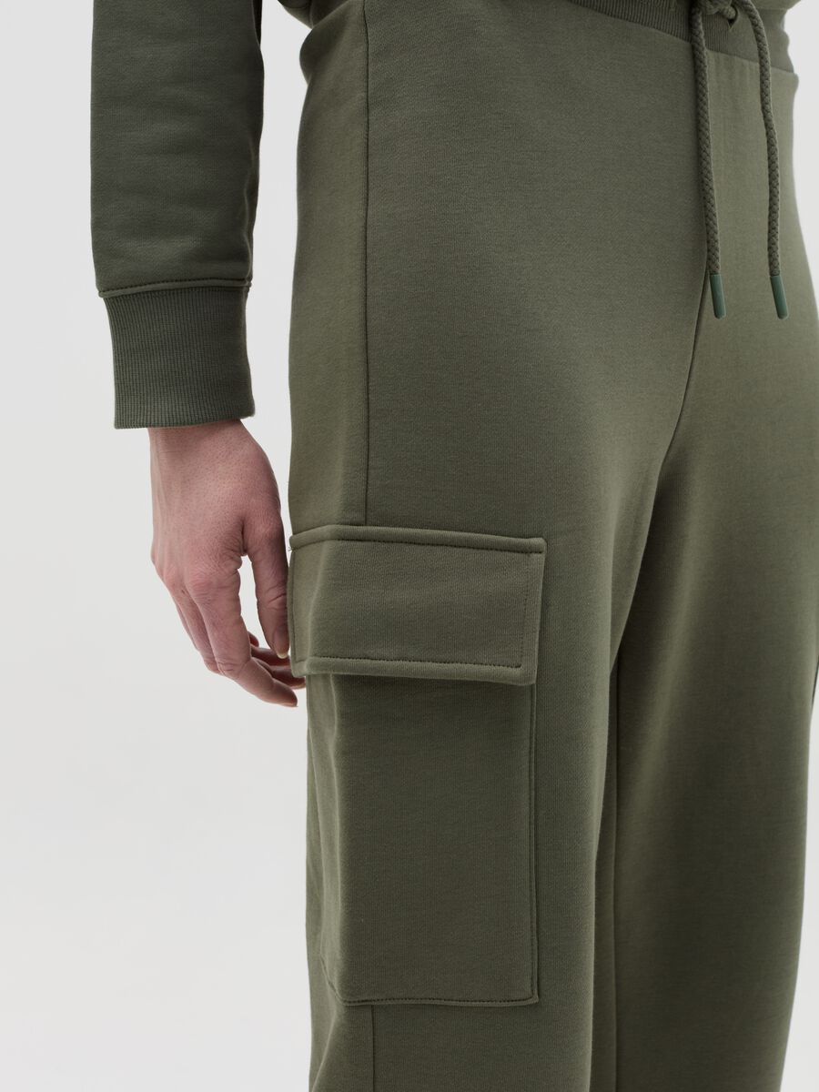Cargo joggers in fleece with drawstring_2