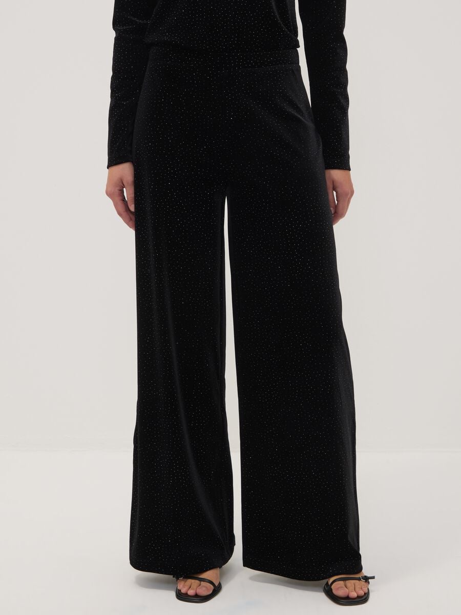 Black wide-leg trousers in stretch fabric_1
