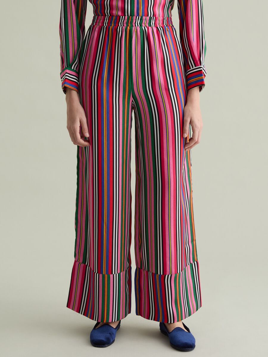 Fluid trousers with multicoloured stripes_1