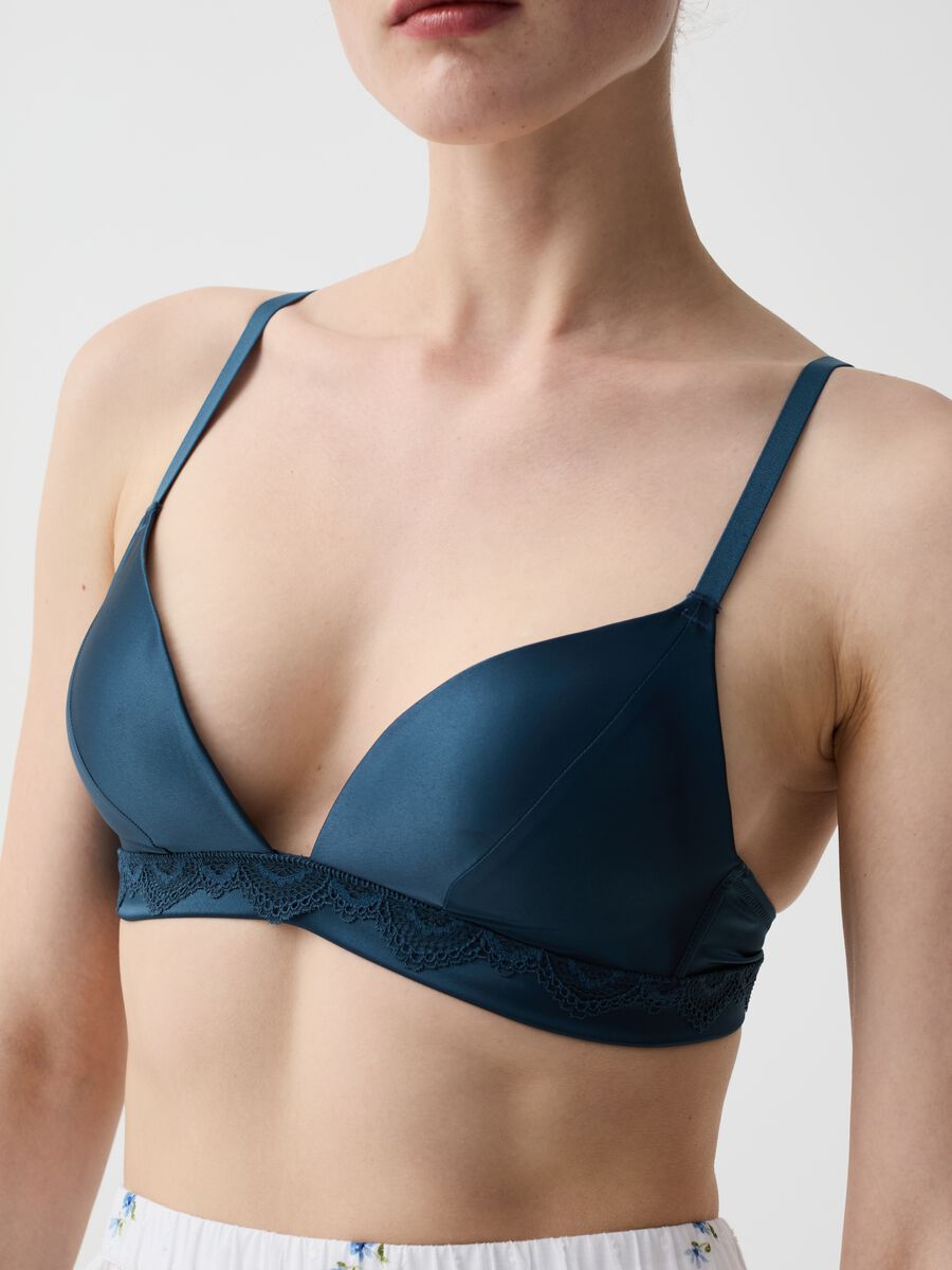 The Triangle bra in satin with lace_1