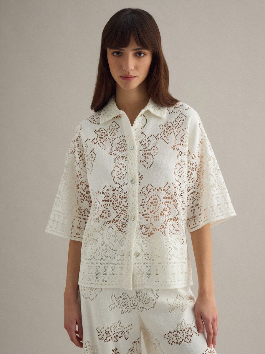 White cotton blend polo regular fit with perforated texture_1