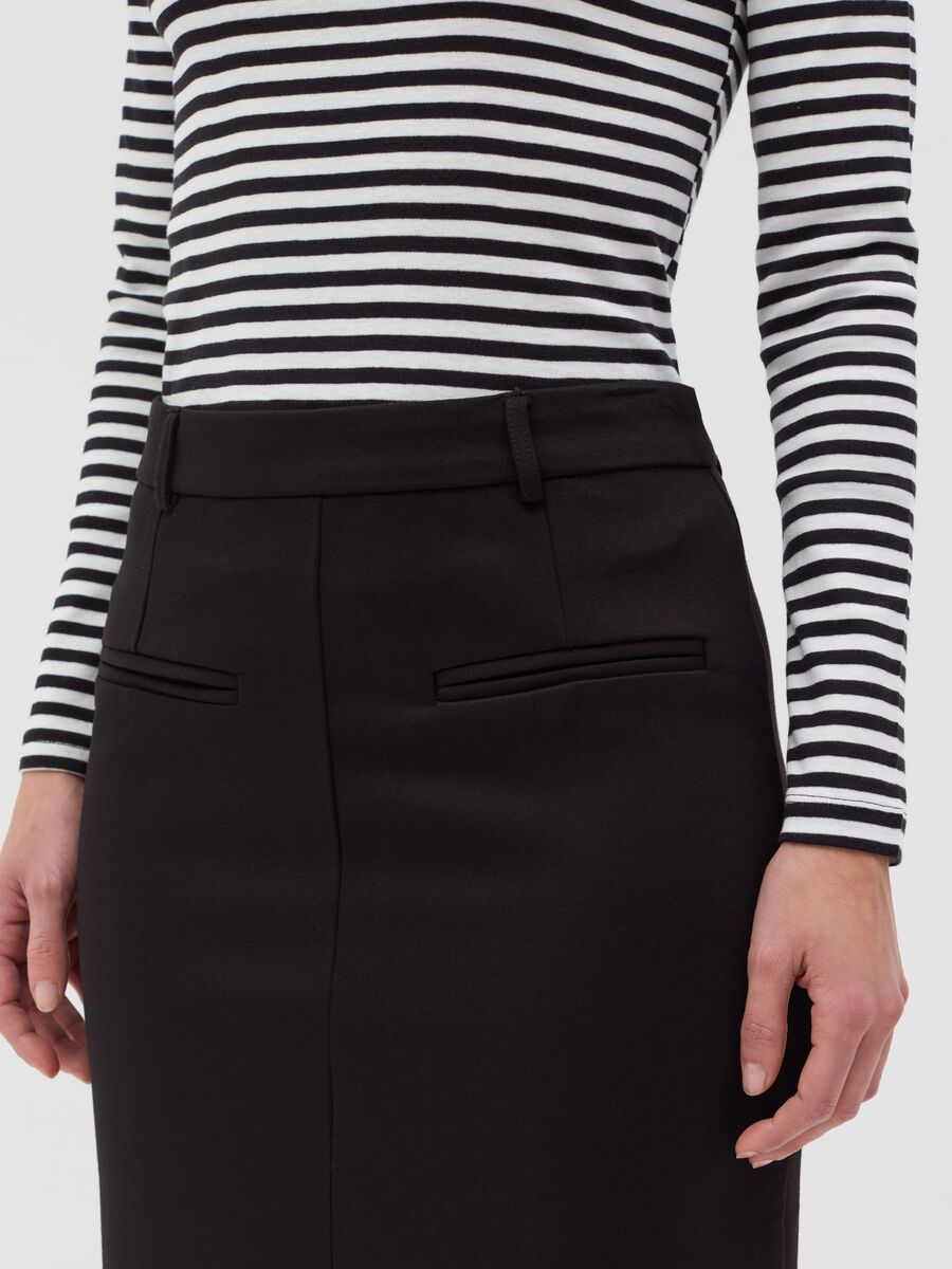 Midi pencil skirt with slit_2