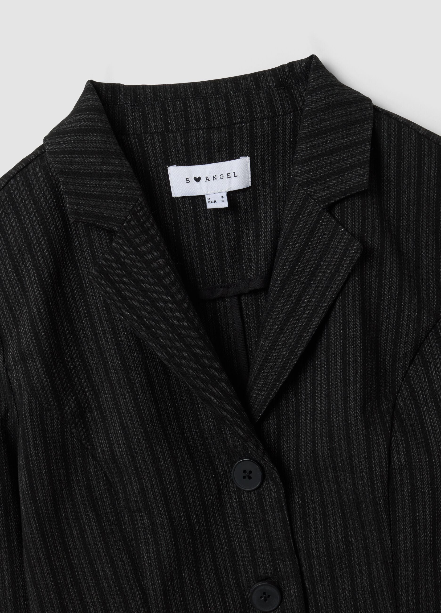 Black cropped stretch-viscose blazer with classic lapels, slim fit