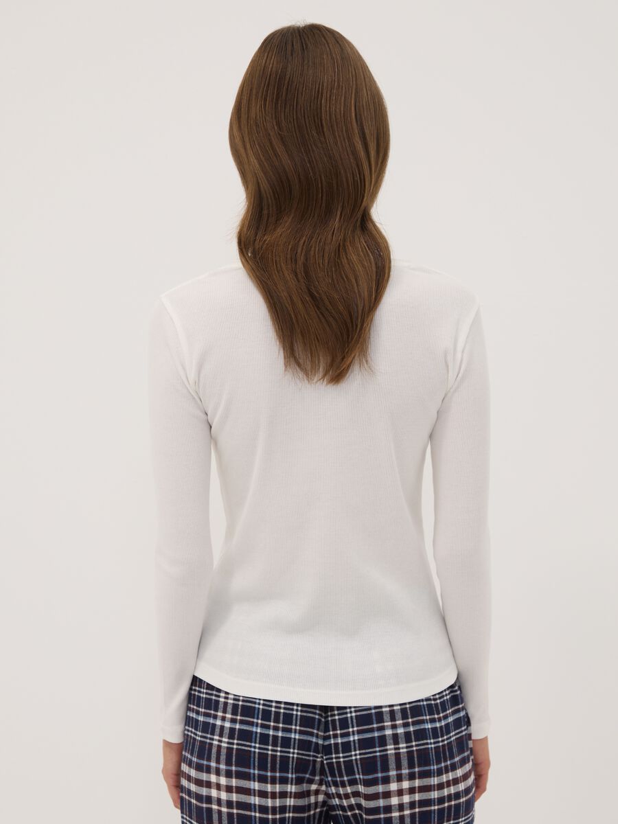 White organic cotton pyjama top with grandad collar_3