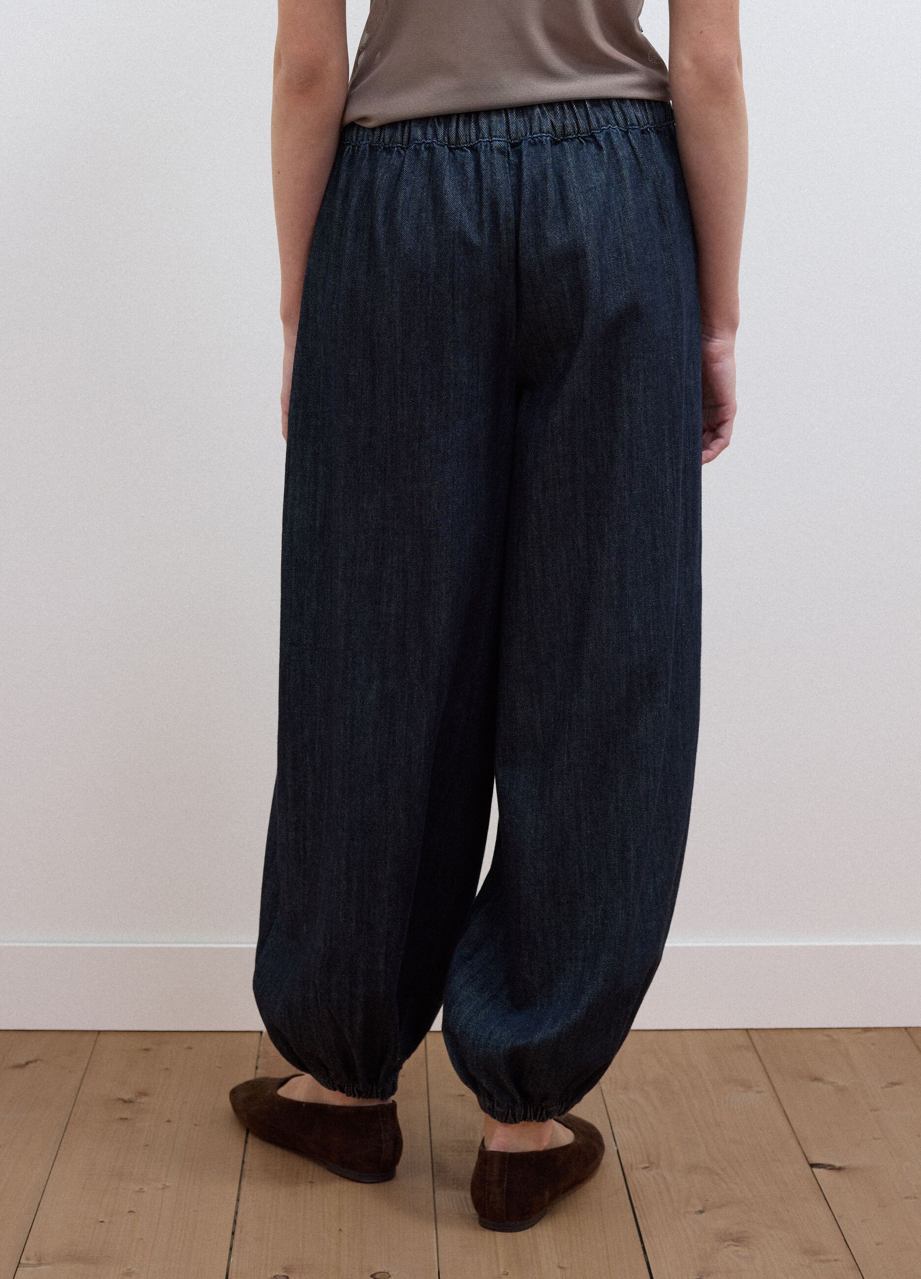 Blue pure cotton balloon-fit denim jeans