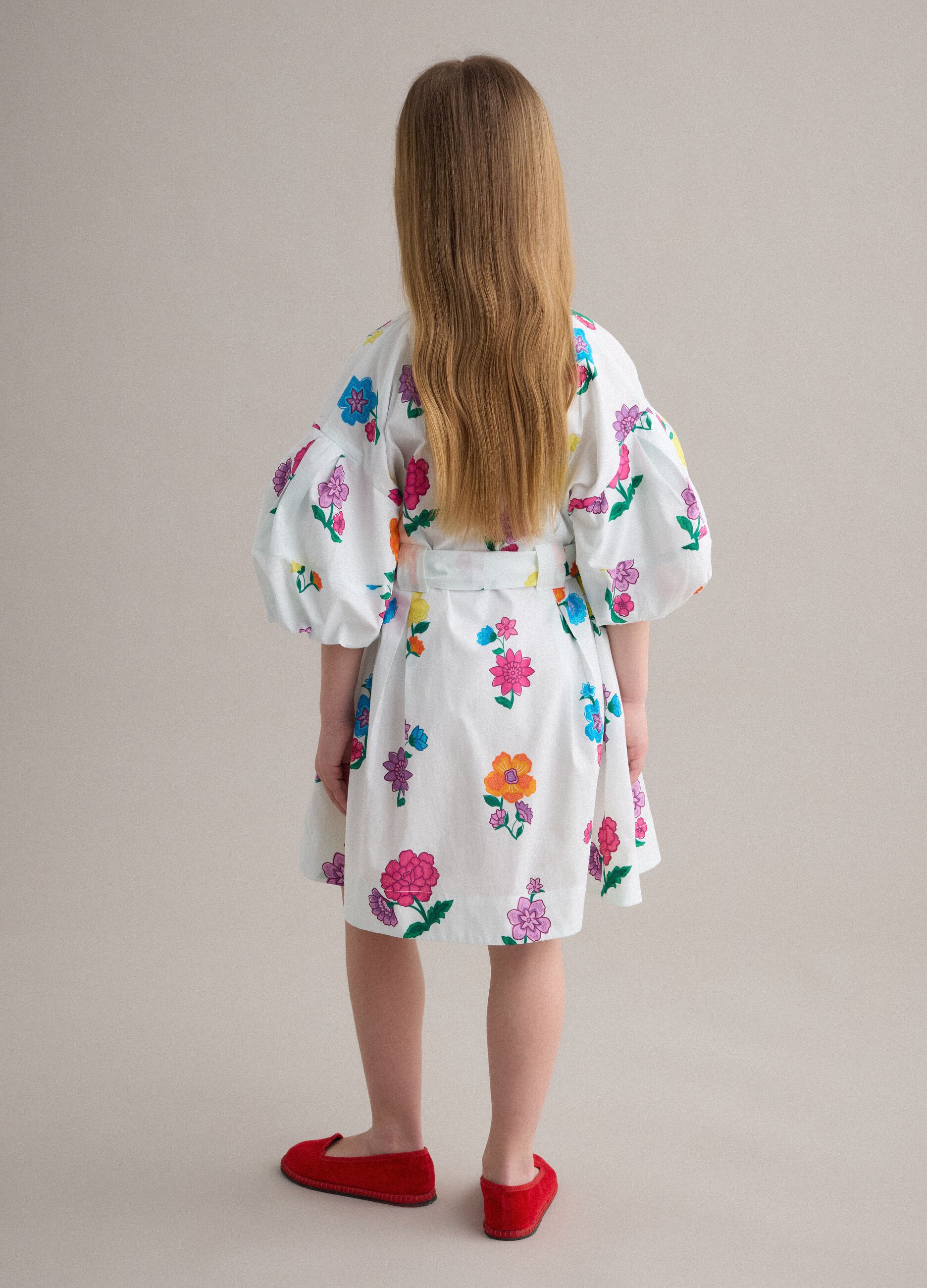 Girls&rsquo; white pure cotton dress with floral print, regular fit