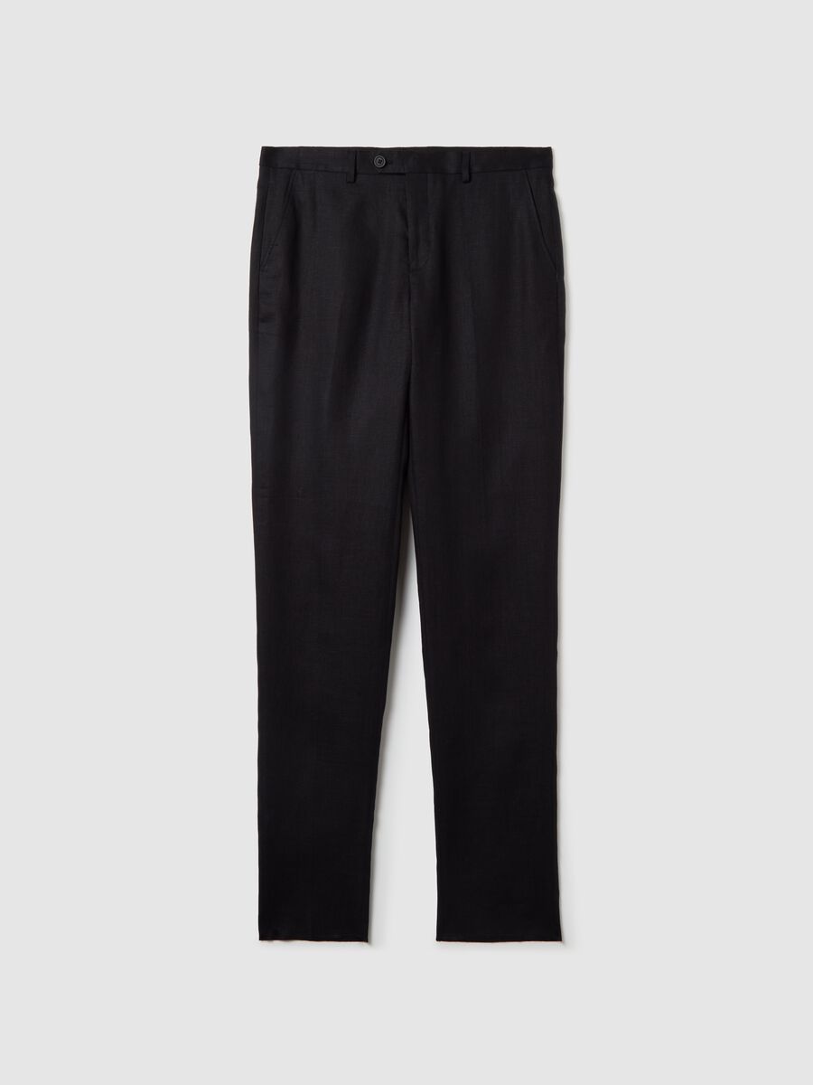 Contemporary regular-fit trousers in linen_4