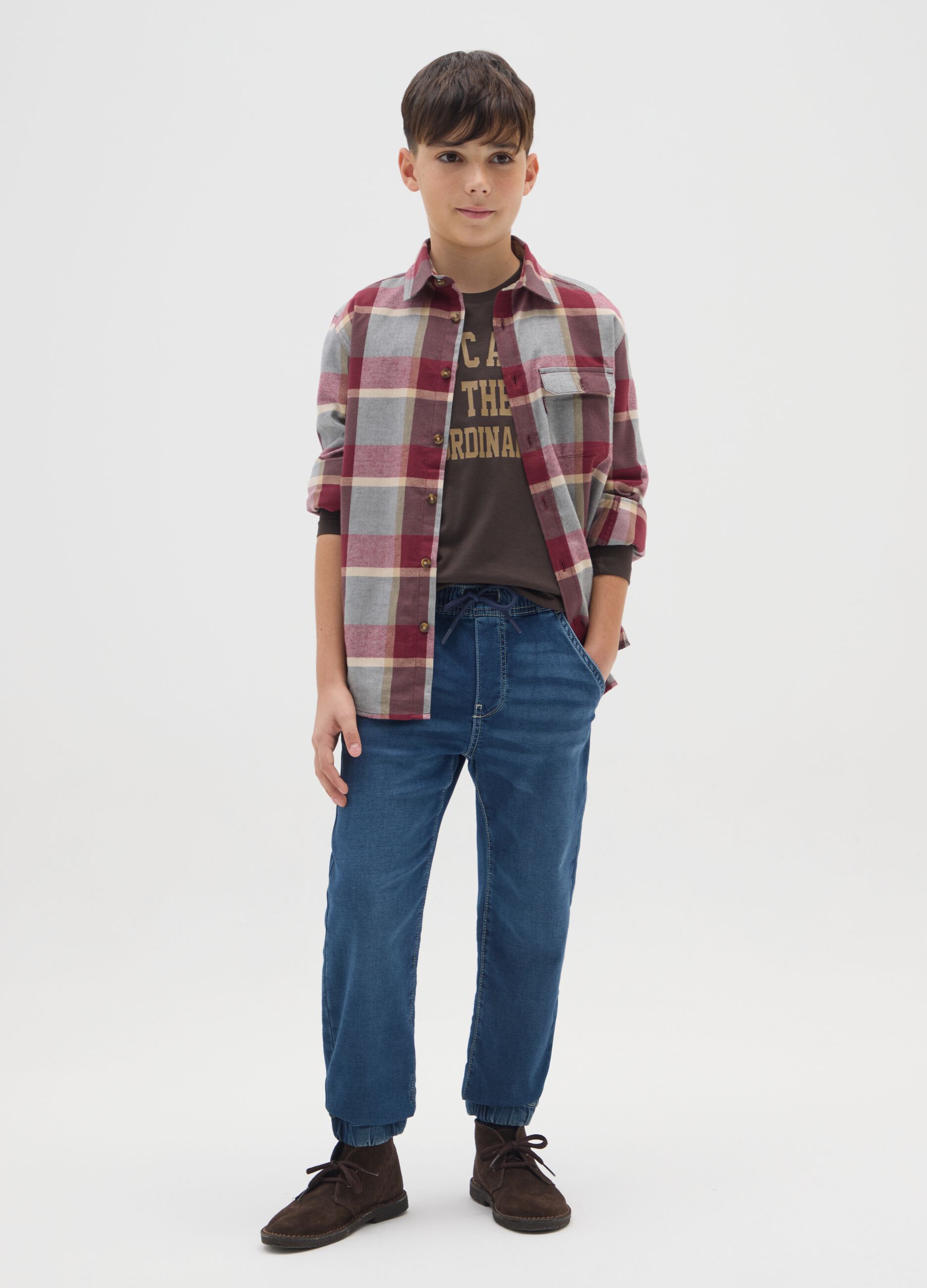 Boy's blue cotton regular fit jog denim