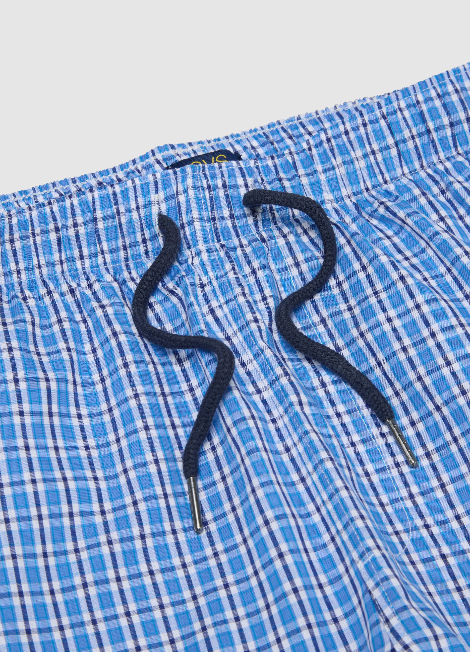 Men's multicolour pure cotton checkered regular fit shorts