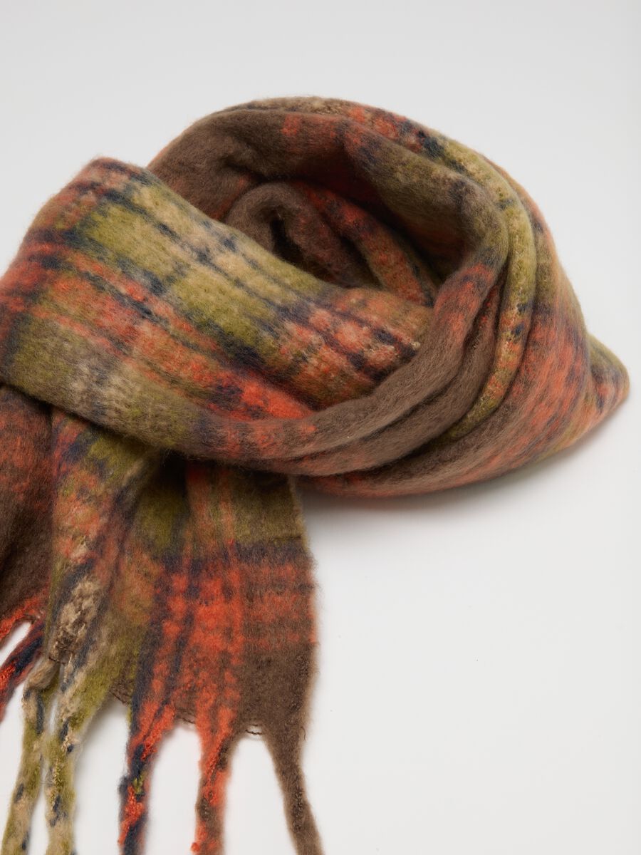 Multicoloured Checked Scarf with Fringes_2