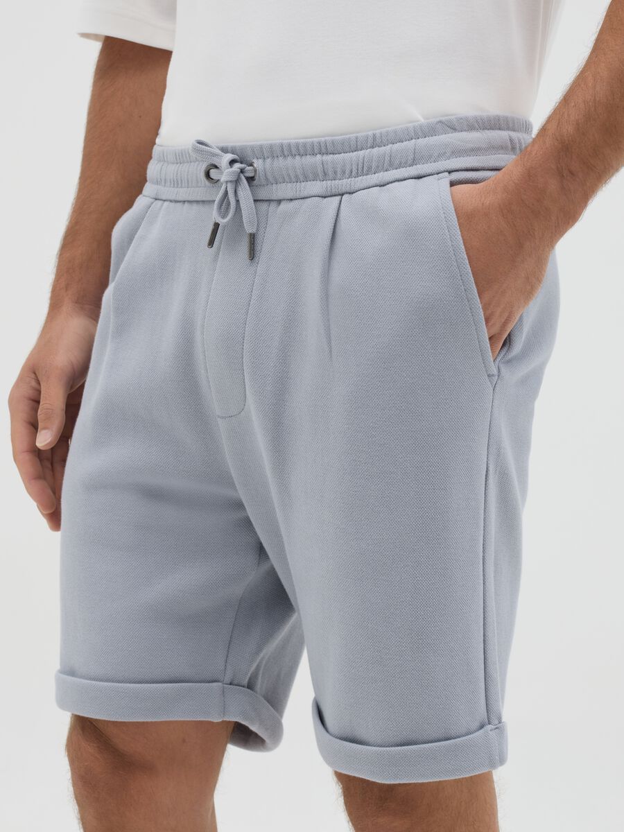 Chino Bermuda shorts in cotton with drawstring_2
