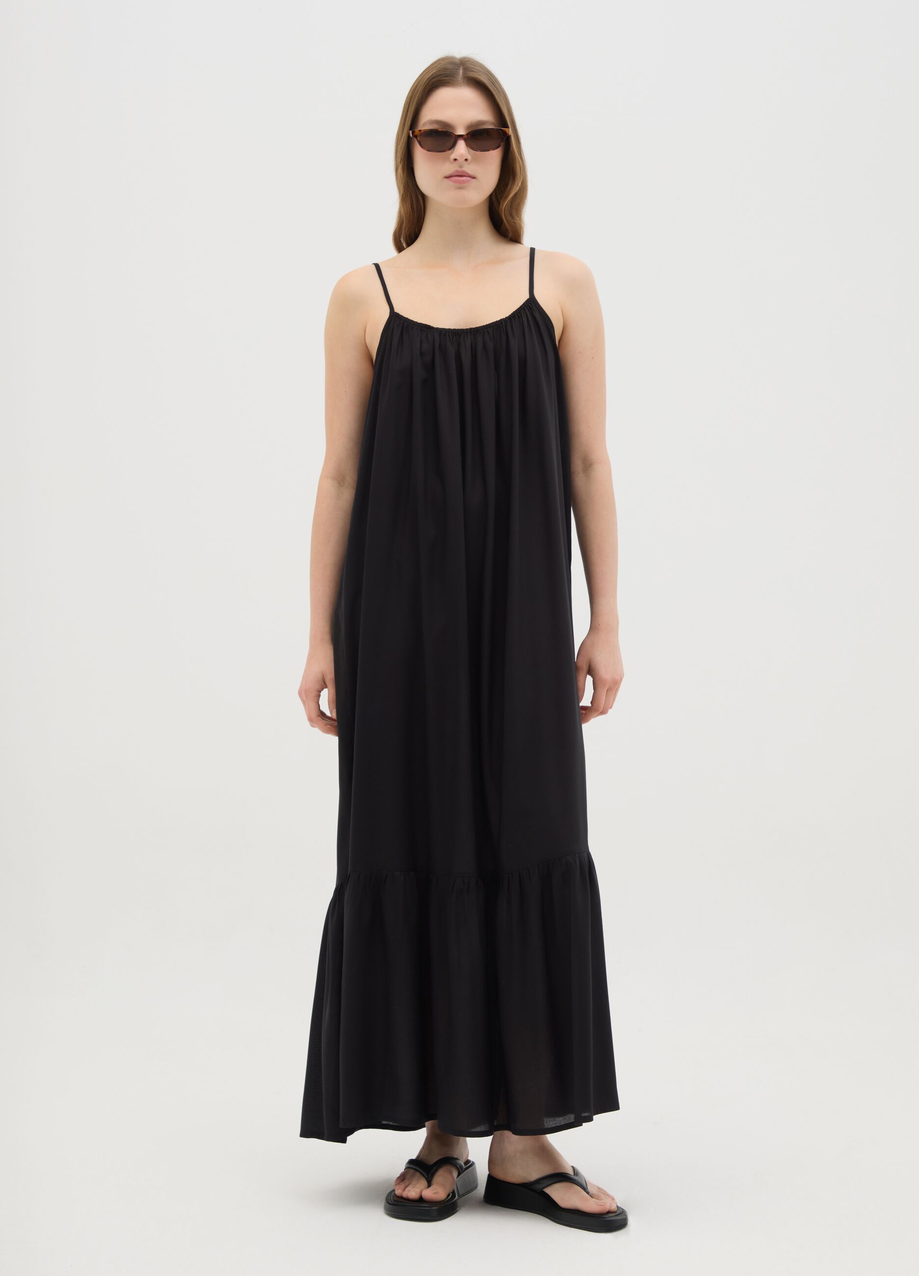 Abito lungo da donna in puro viscosa nero wide fit