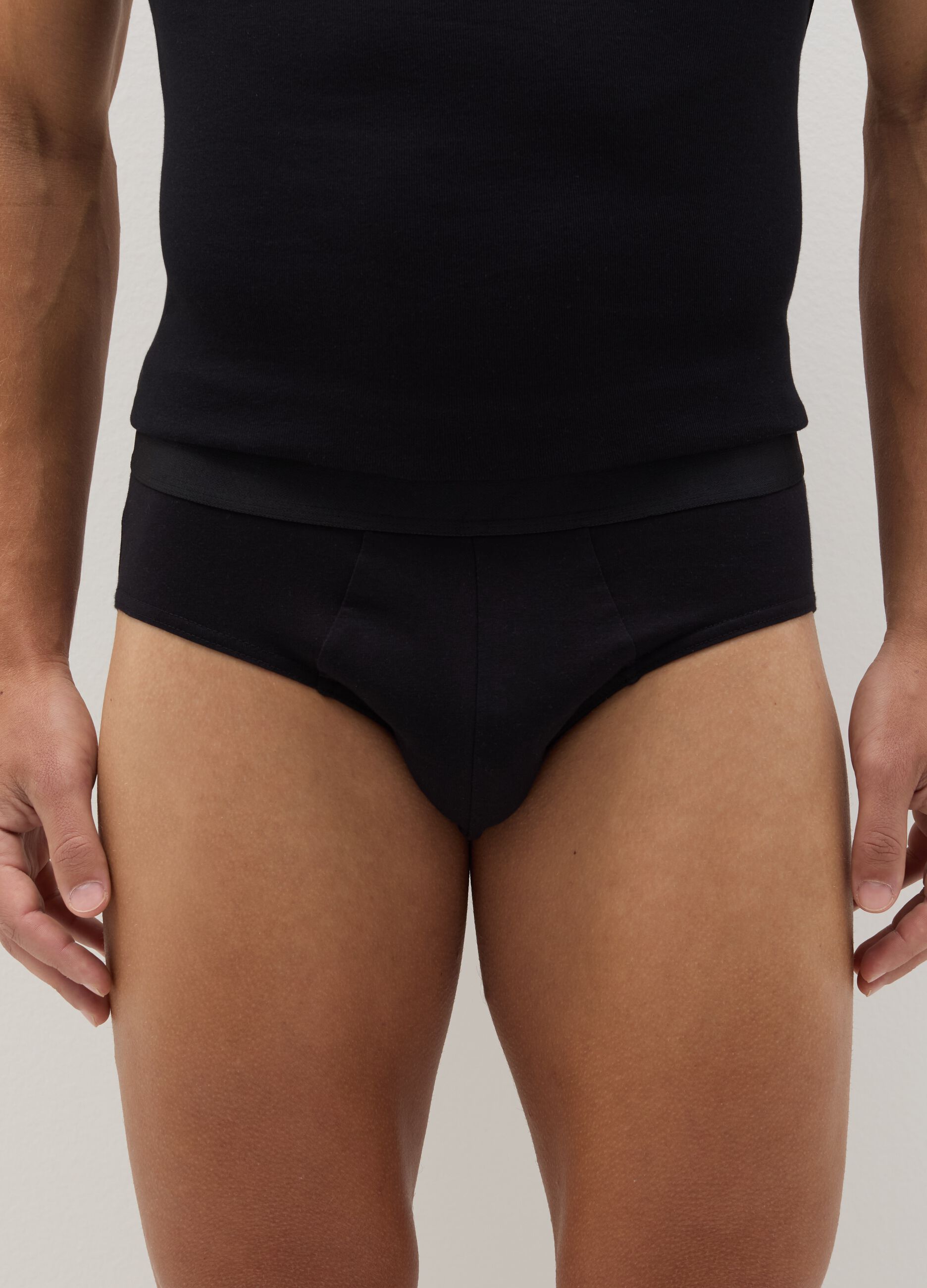 Three-pair pack briefs in stretch cotton