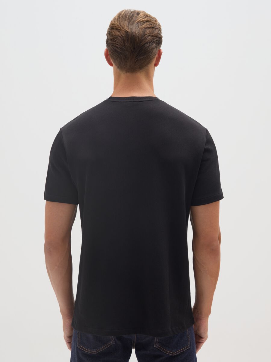 Black pure cotton regular fit T-shirt_2