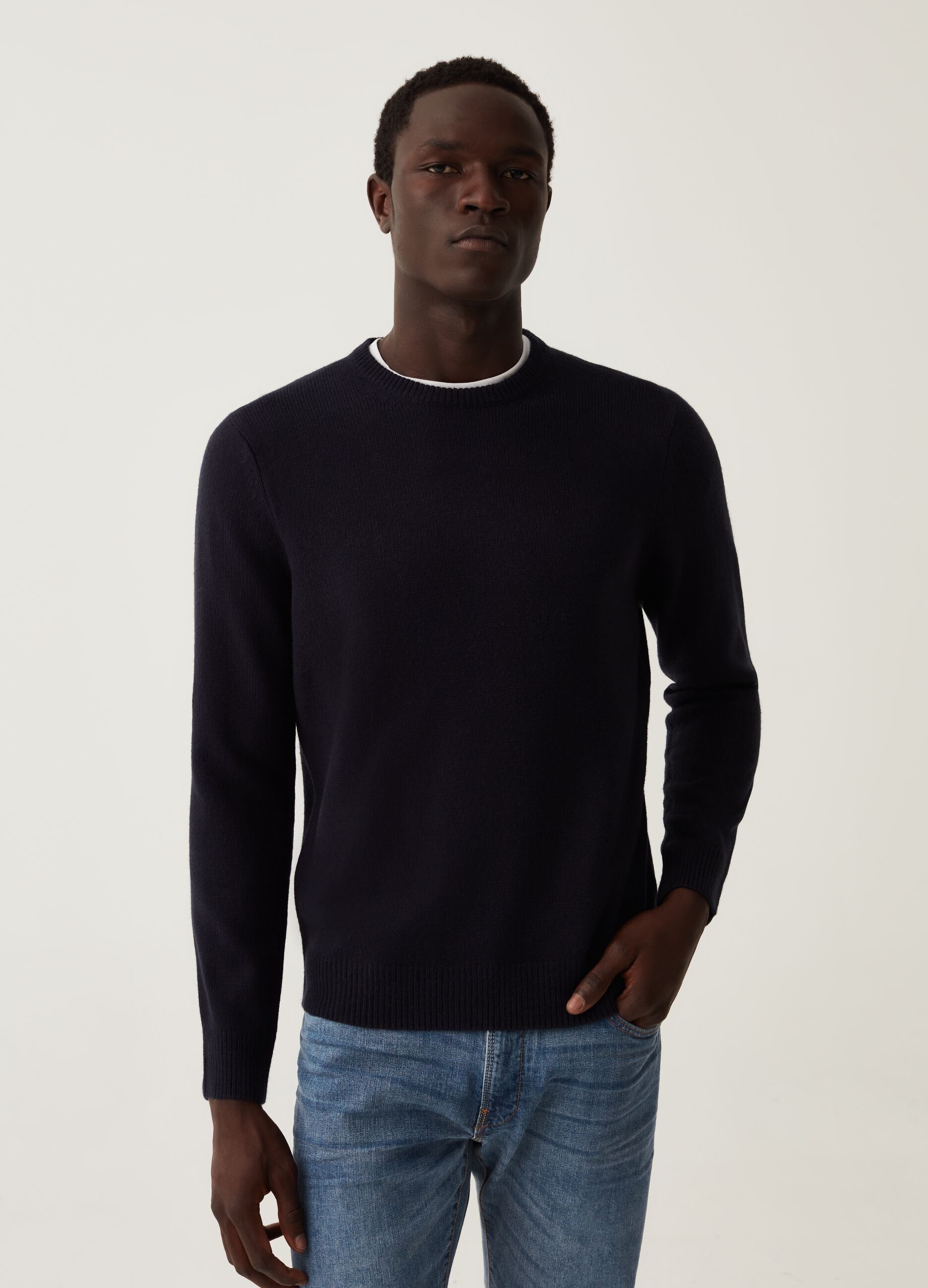 Pullover con scollo rotondo