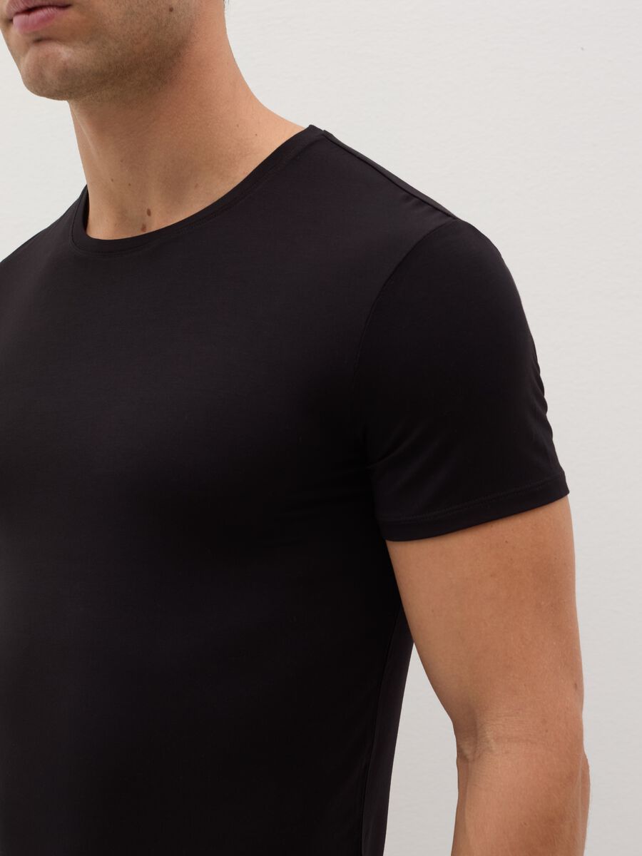 Stretch modal undershirt with round neck_3