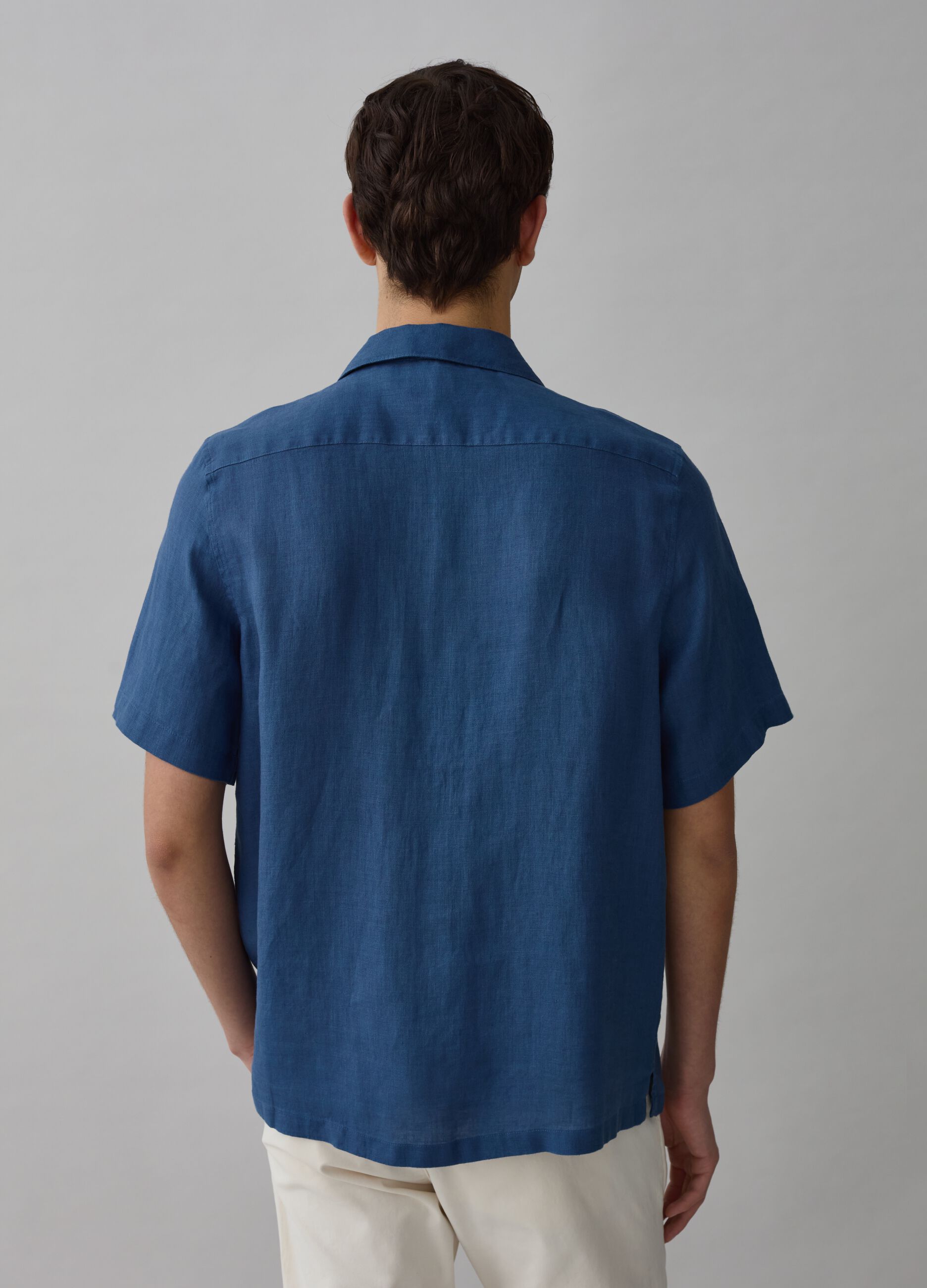 100% linen shirt with short sleeves