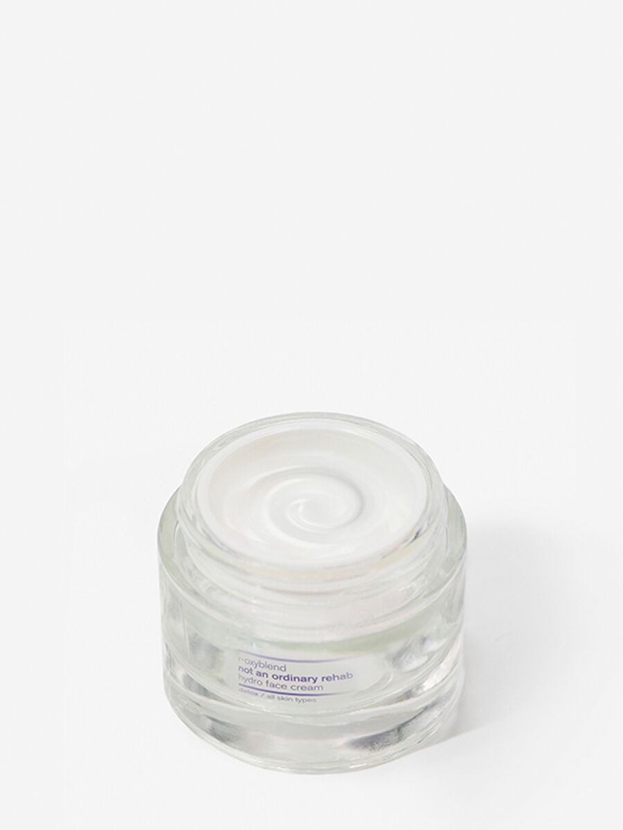 Moisturising and detoxifying face cream_3