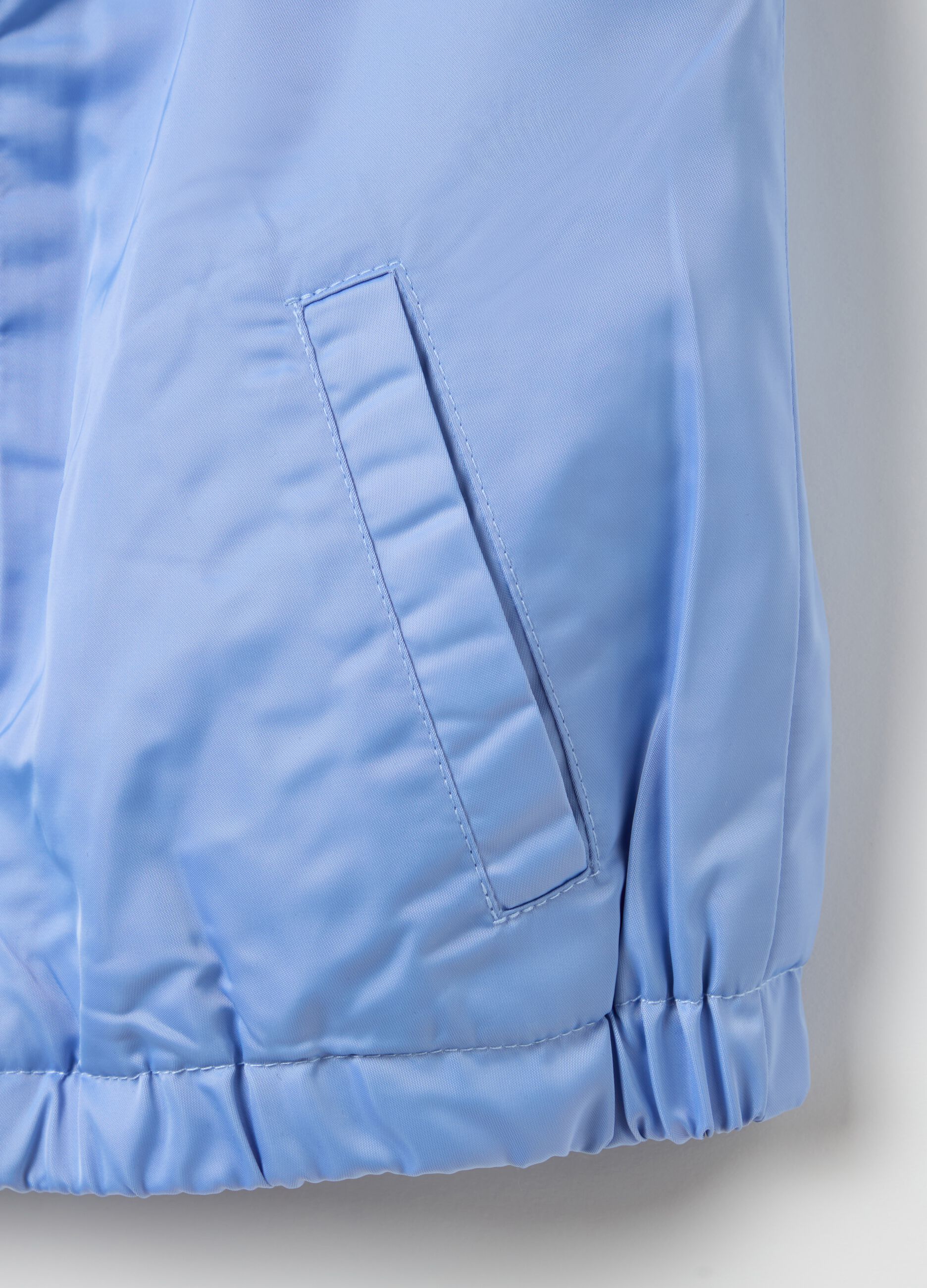 Gilet con cappuccio e patch Stitch 