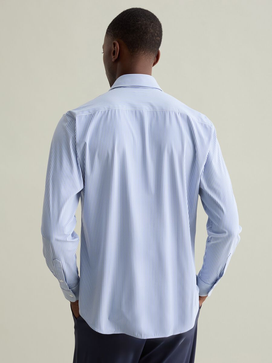 Regular-fit shirt in striped technical fabric_3