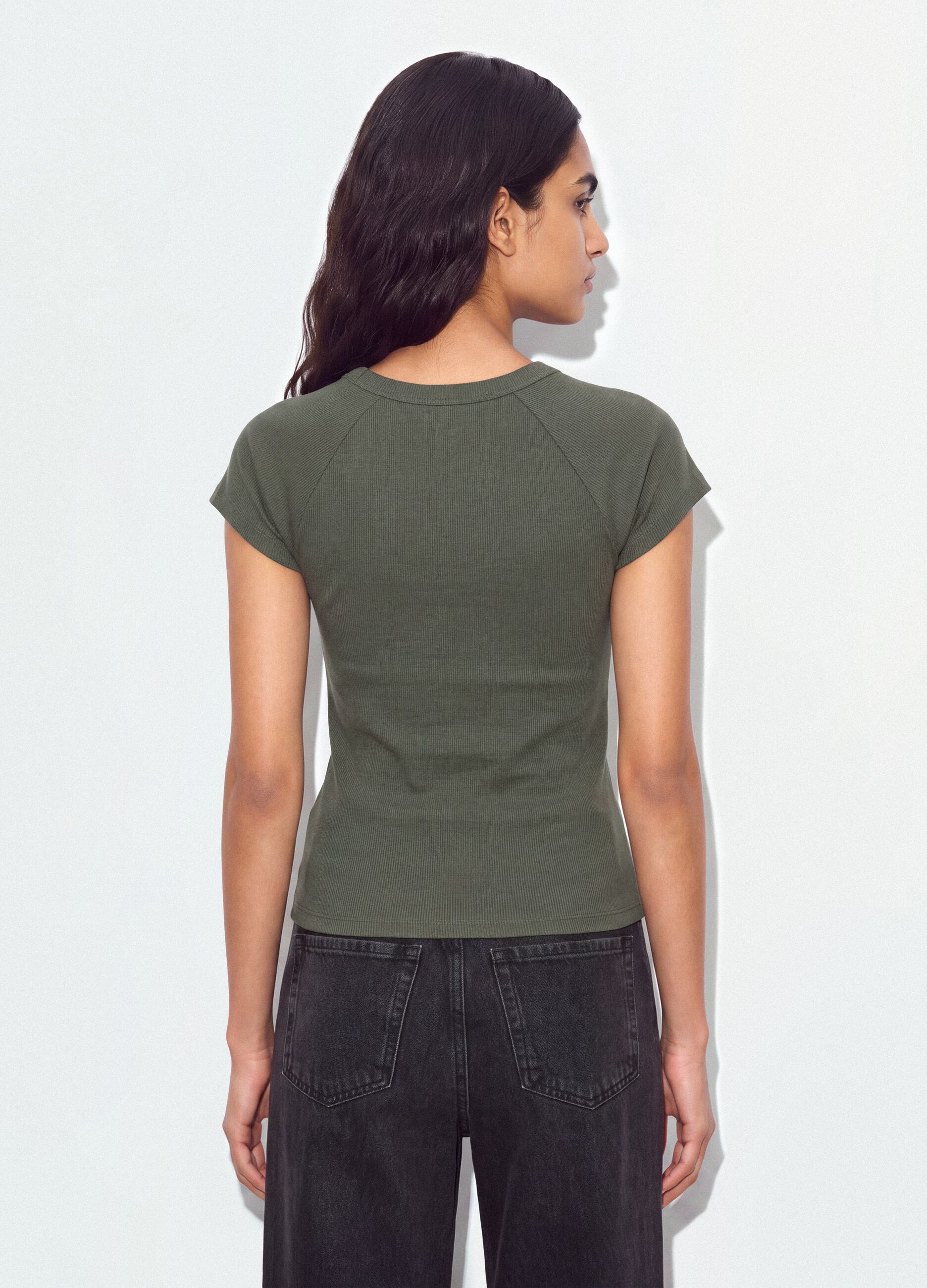 Green fitted ribbed stretch-cotton T-shirt with studs