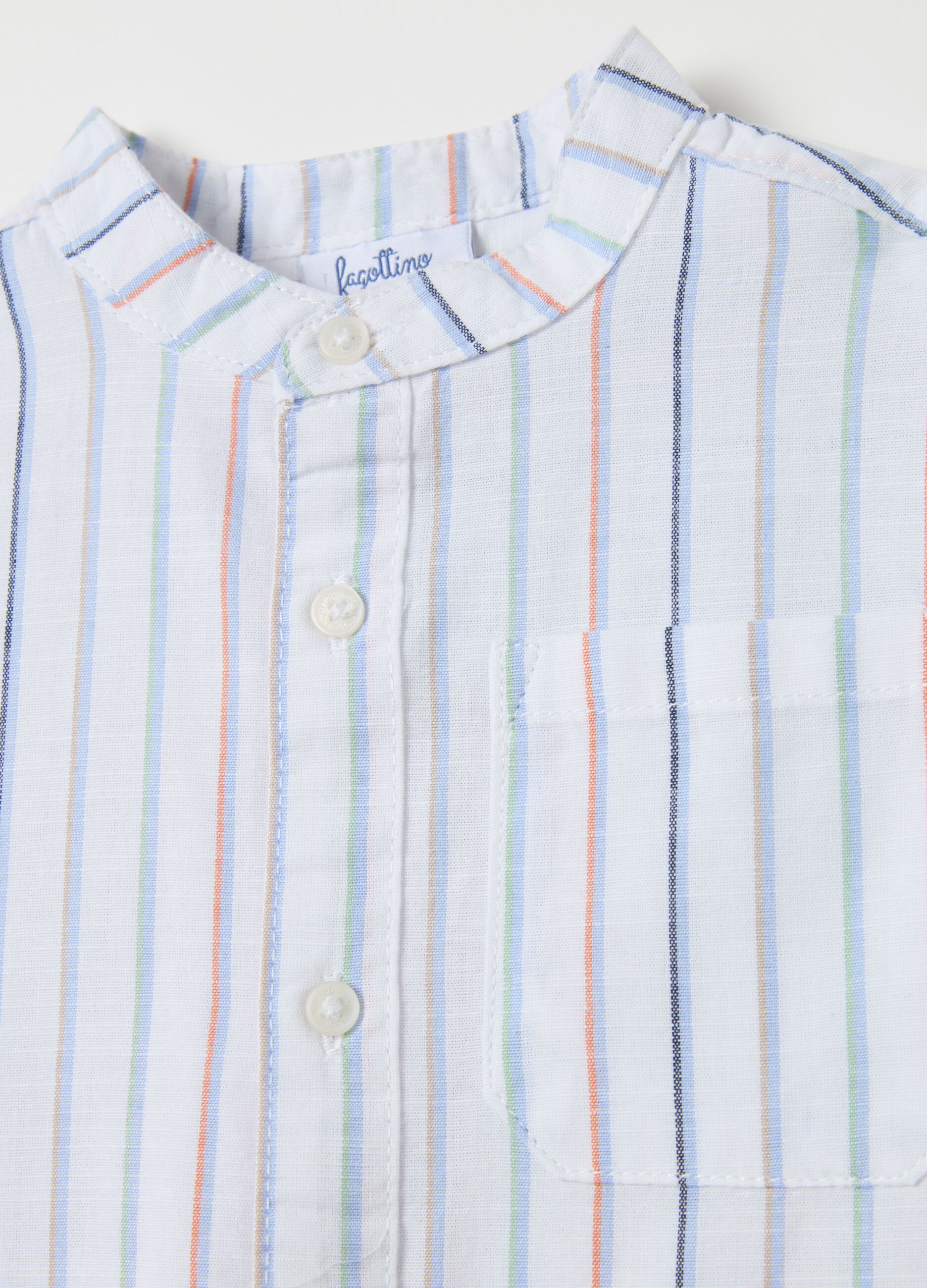 Short-sleeved shirt with striped pattern