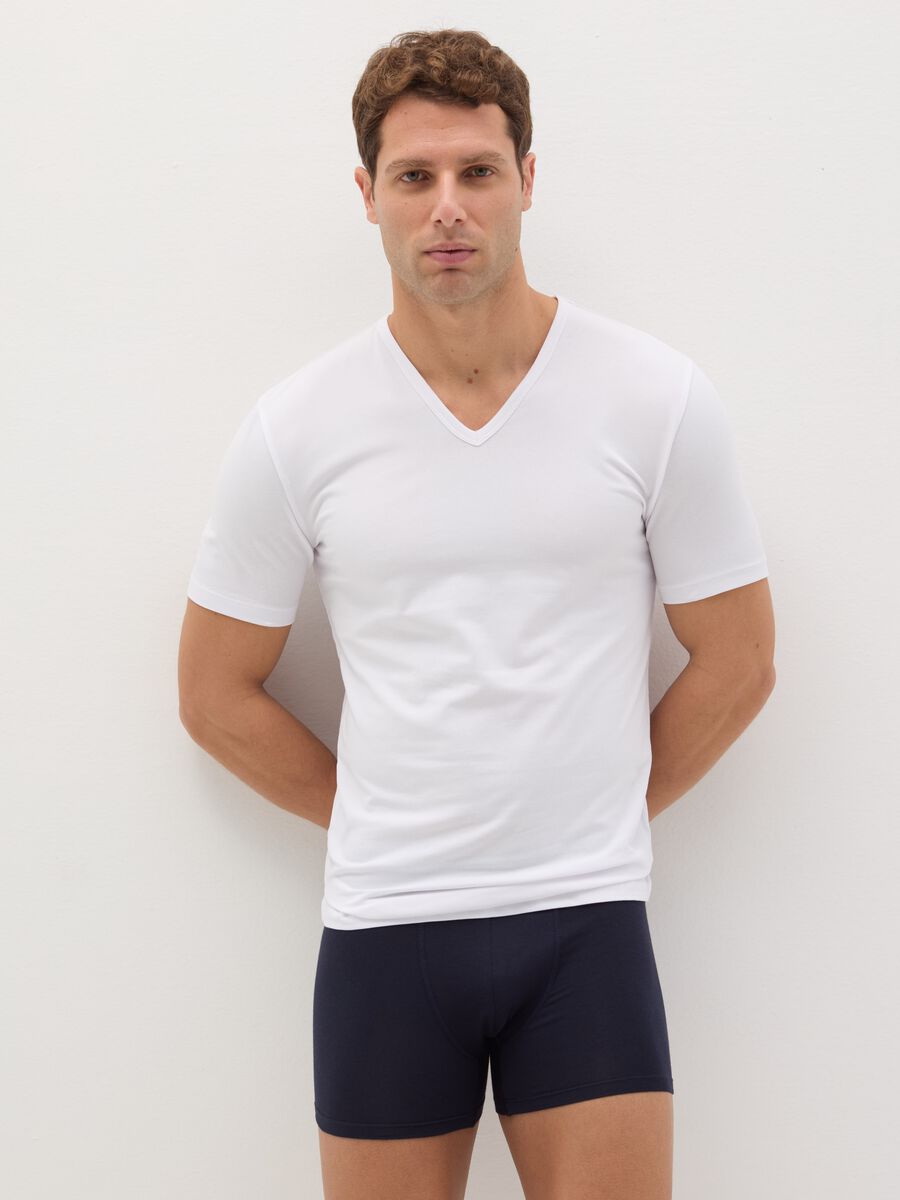 Two-pack organic cotton undershirts with V neck_0