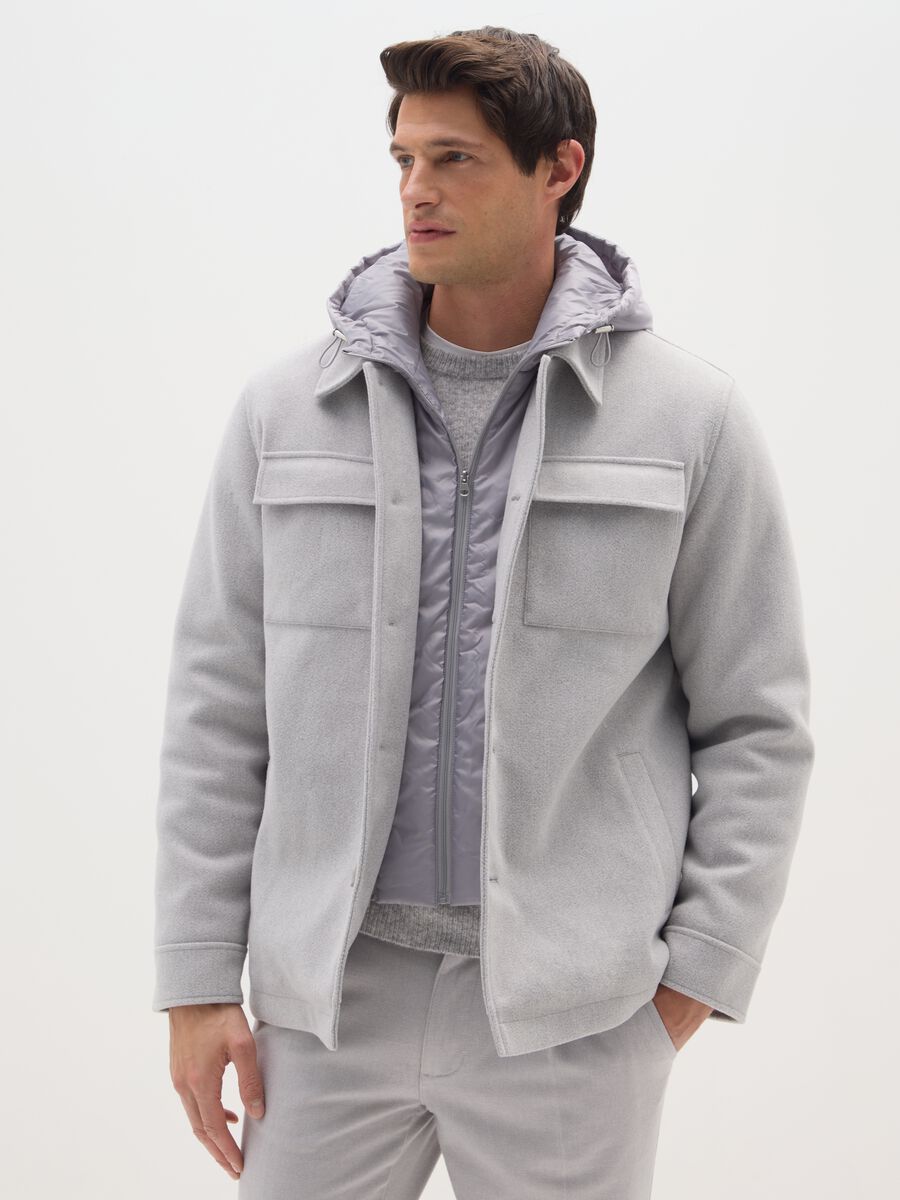 Giacca imbottita grigia regular fit con cappuccio_0