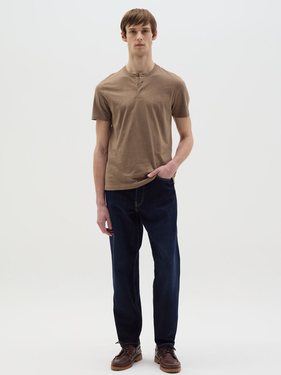 Cotton T-shirt with granddad neckline_1
