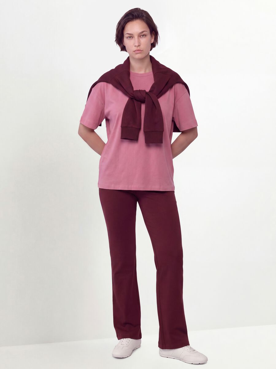 T-shirt girocollo rosa in misto cotone e modal elasticizzato regular fit_2