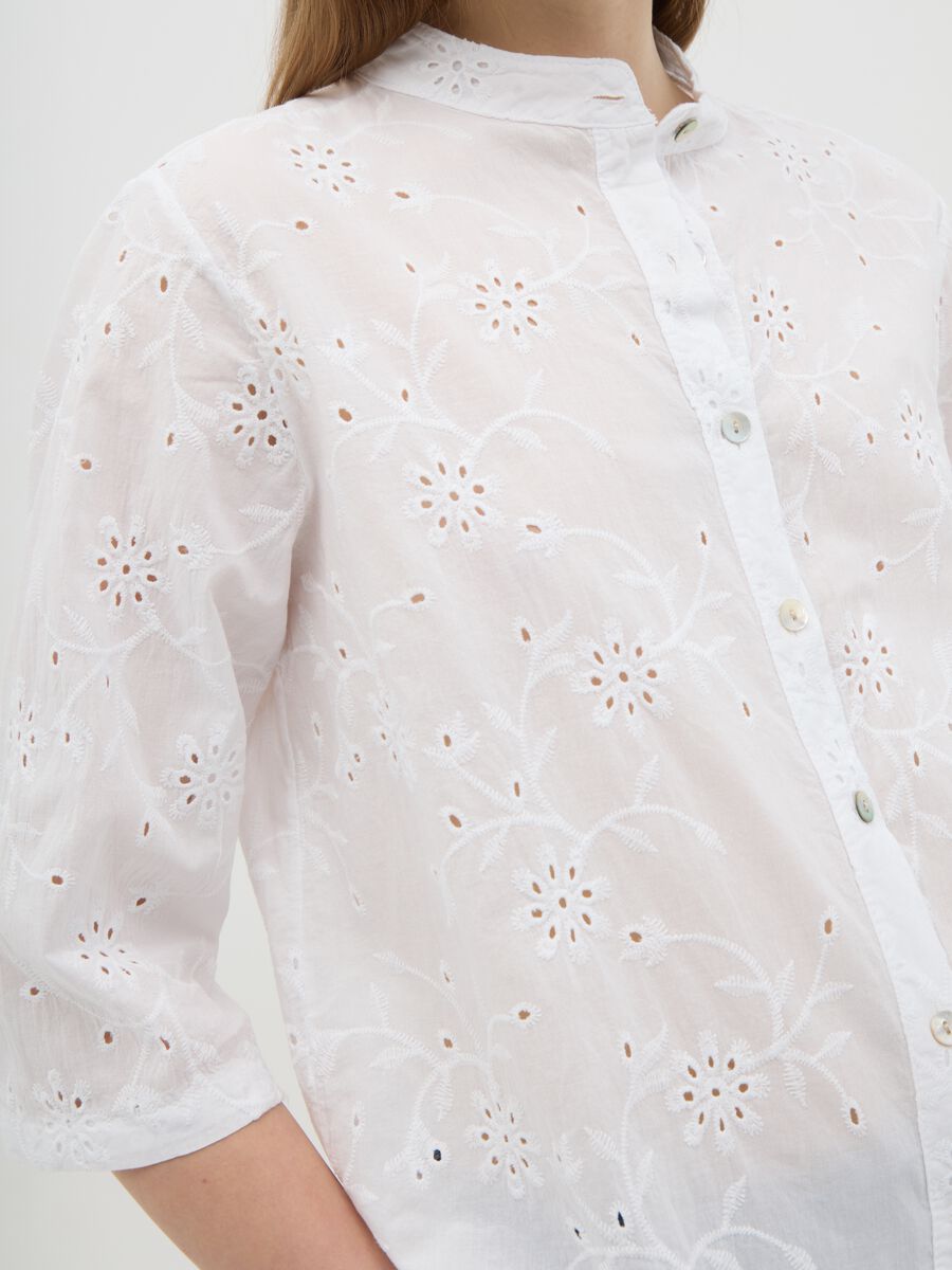 Women's White Pure Cotton Regular Fit Shirt_2