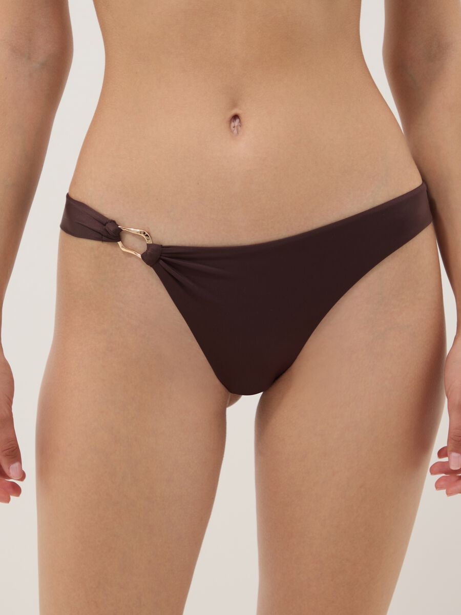 Slip da mare in tessuto elasticizzato marrone con anello_1