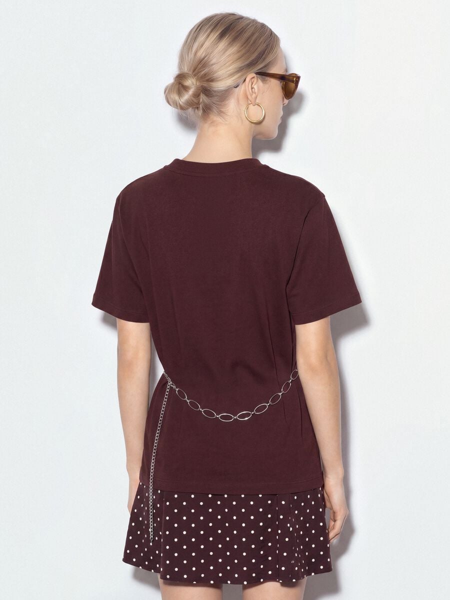 T-shirt marrone relaxed fit in puro cotone con scritta ricamata_2