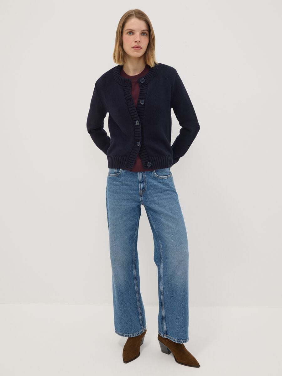 Cardigan blu in puro cotone con girocollo e bottoni regular fit_2