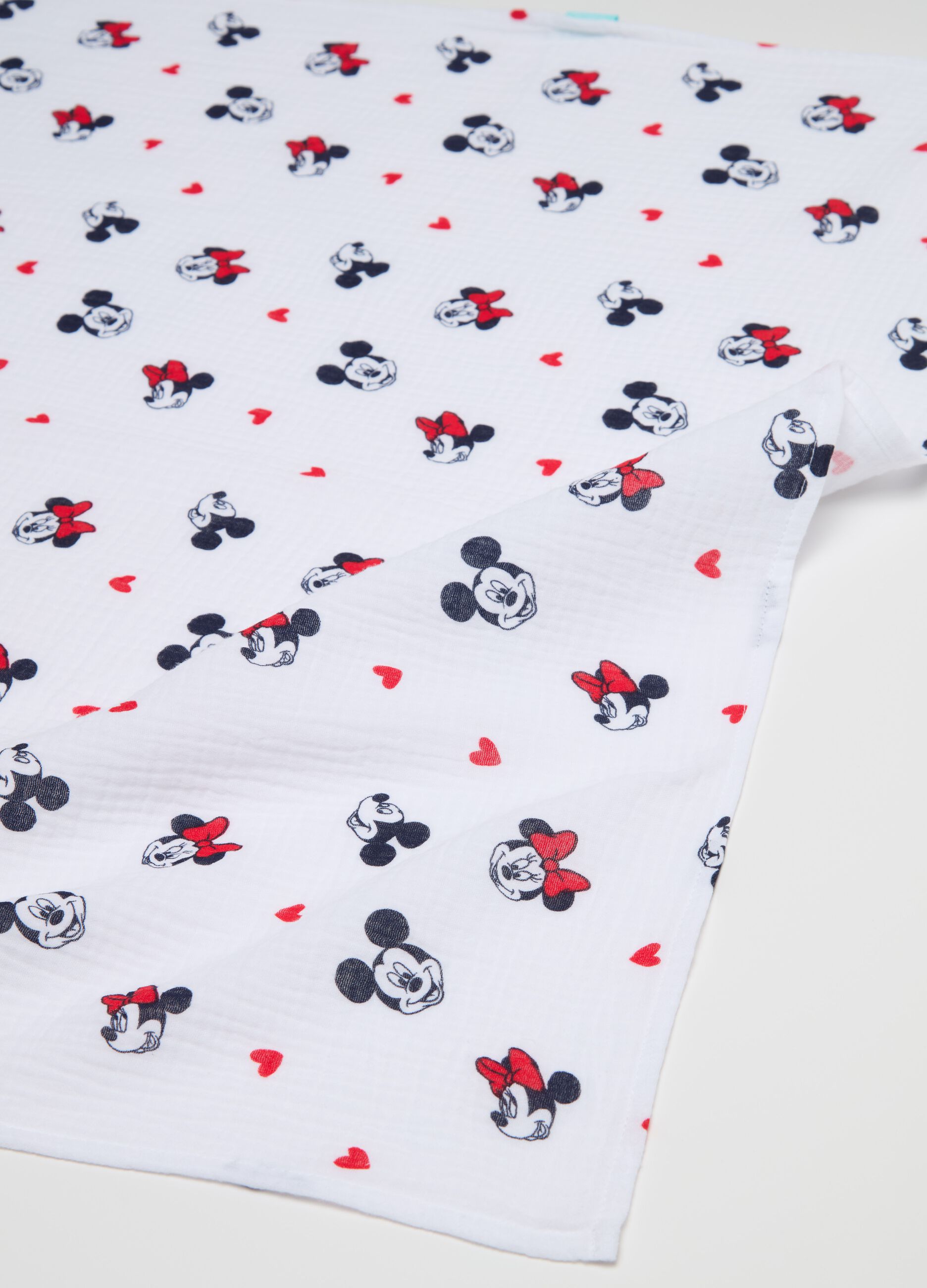 Muslin blanket with Minnie Mouse and hearts print