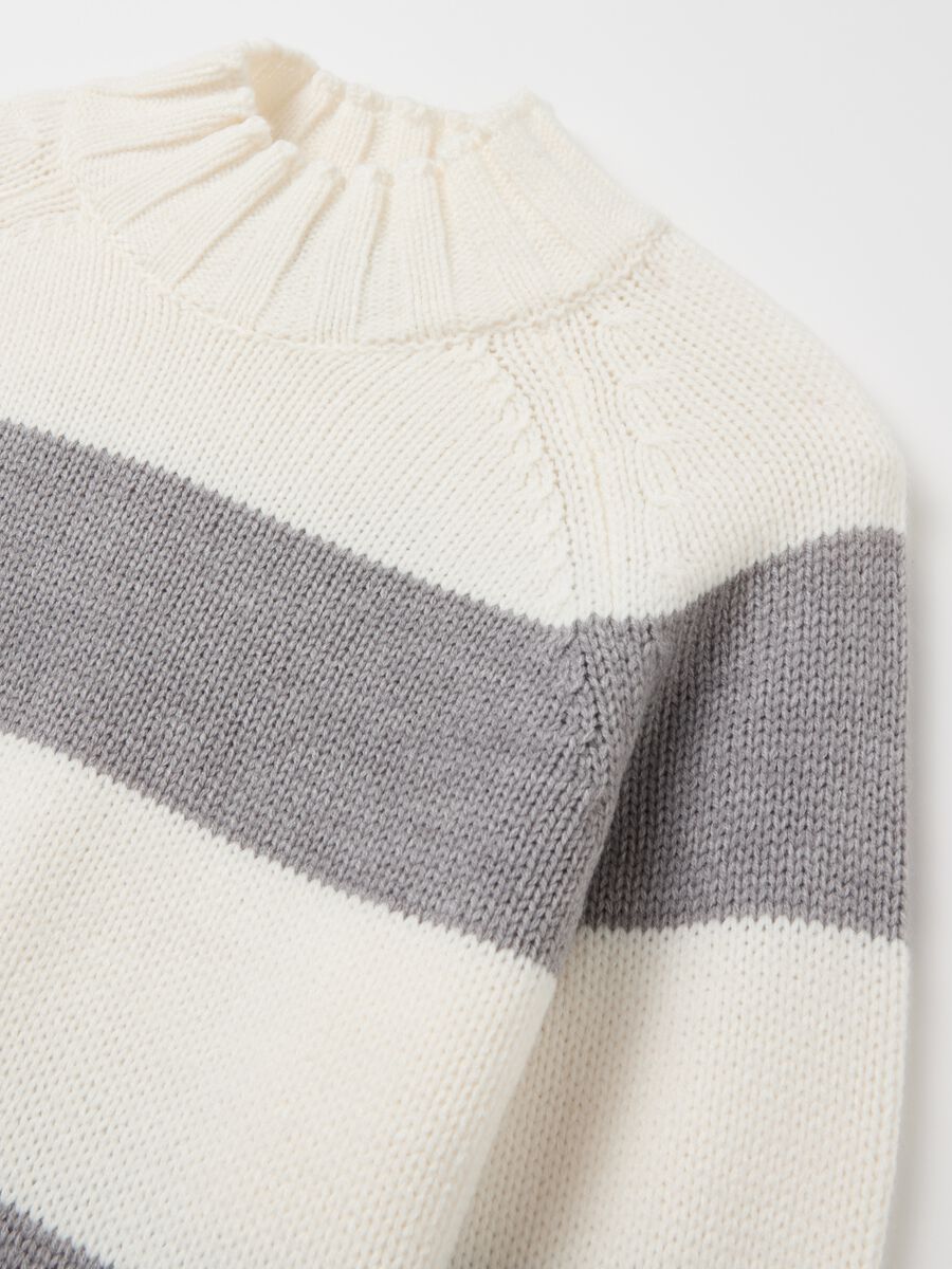 Striped knit top with mock neck_5